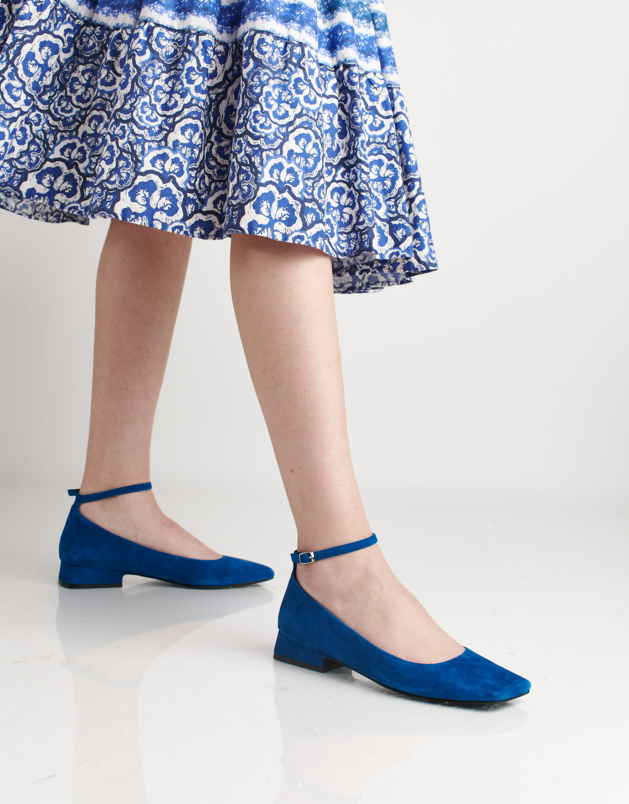 נעלי נשים - Jeffrey Campbell - נעלי סירה ENVIOUS - כחול4