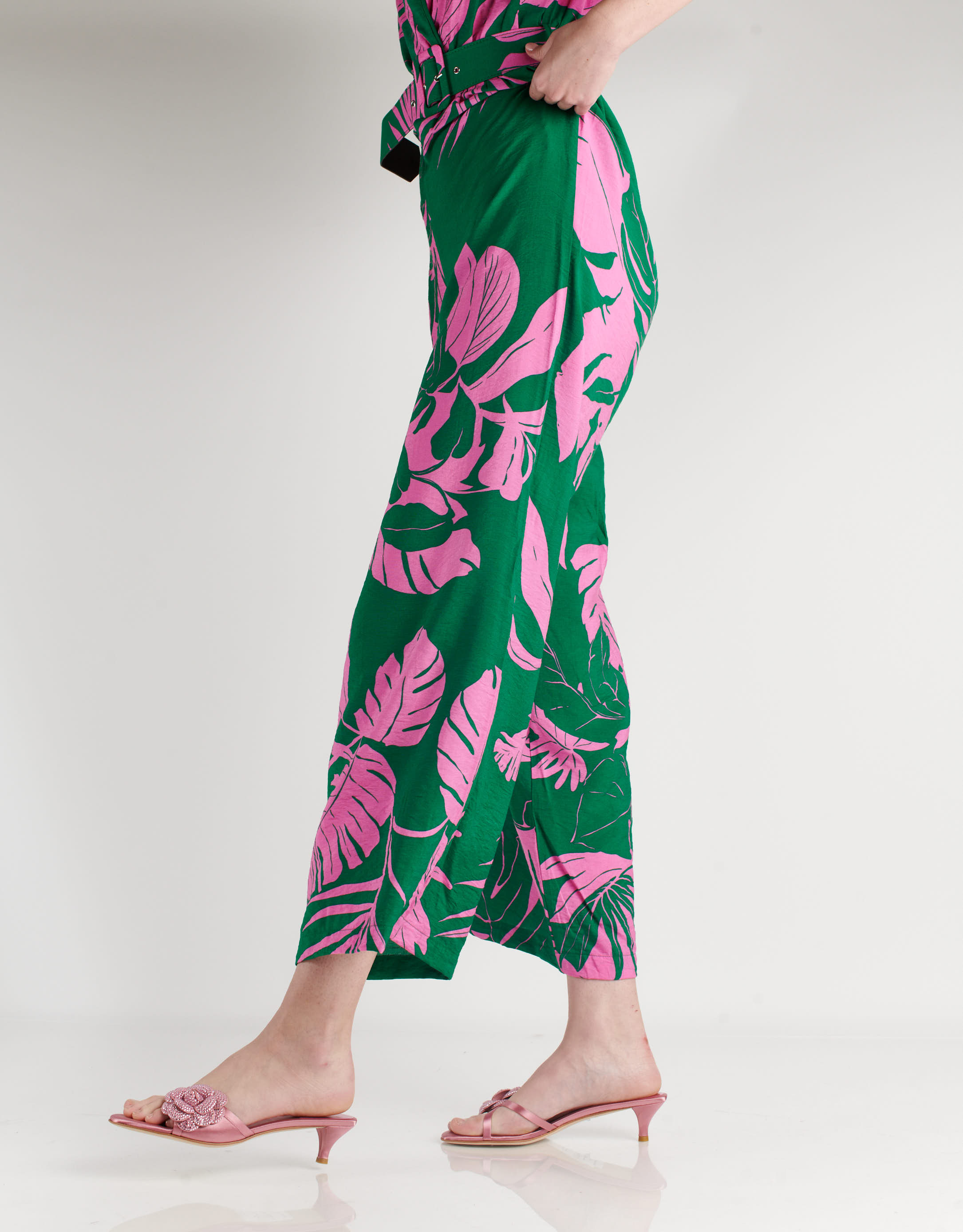 נעלי נשים - Jeffrey Campbell - כפכפי עקב GLORIOSA - ורוד3