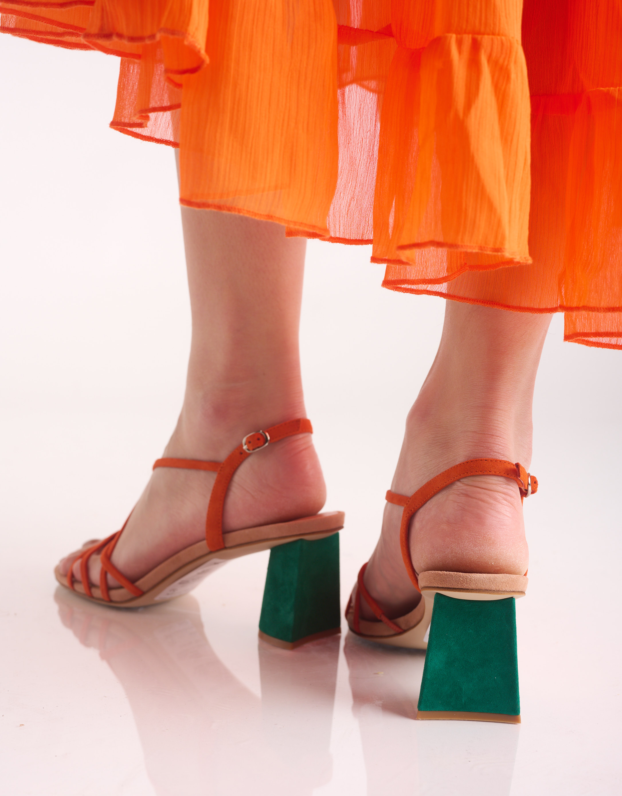 נעלי נשים - Jeffrey Campbell - סנדלי עקב זמש MACRAME - כתום3