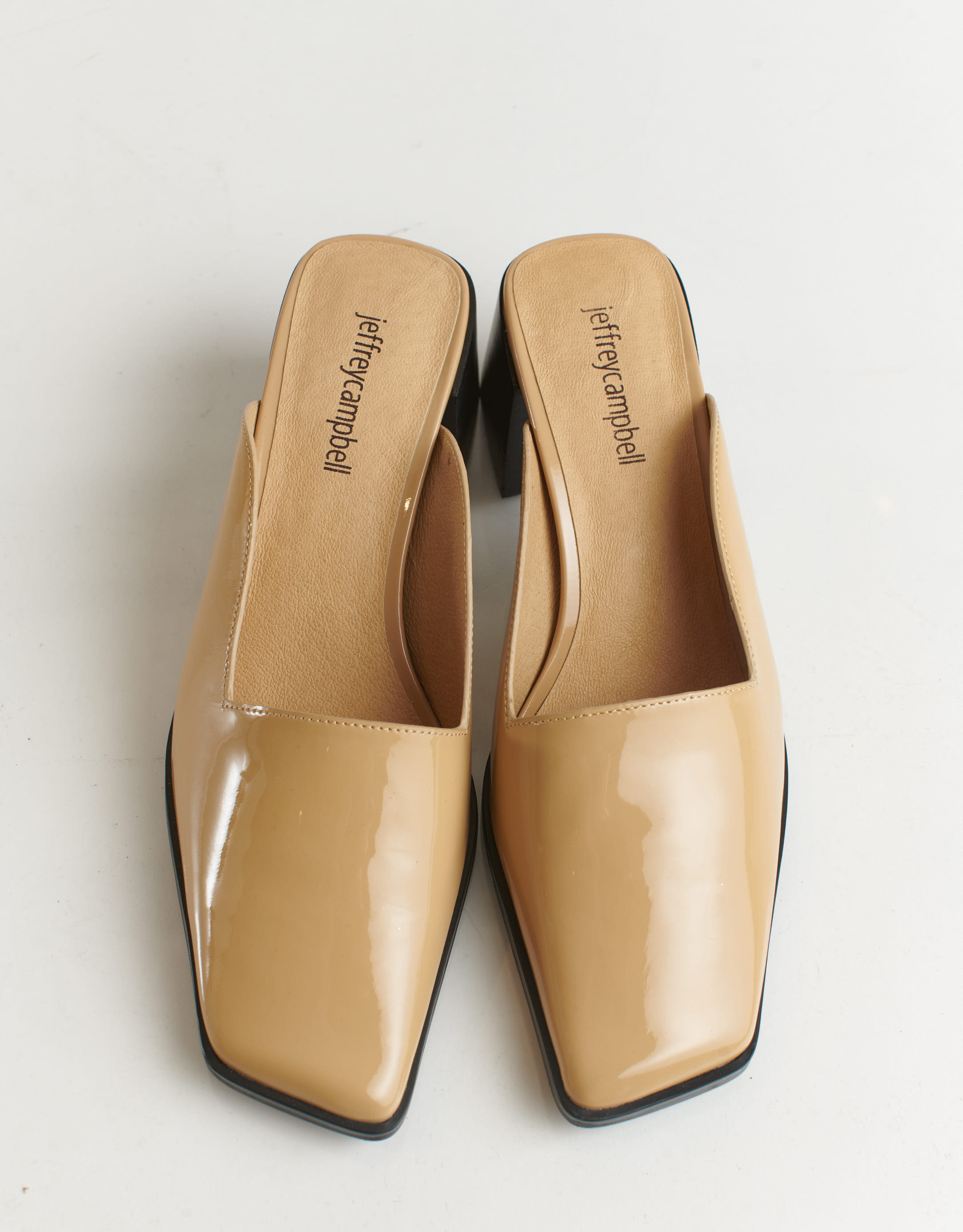 נעלי נשים - Jeffrey Campbell - כפכפי עקב סגורים SILKY - בז'4