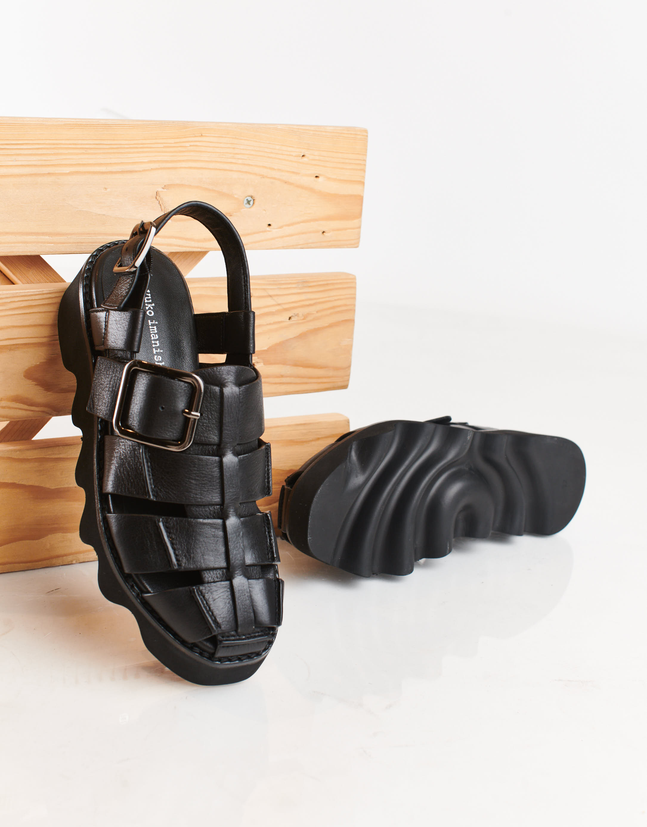 נעלי נשים - Yuko Imanishi - סנדלי דייגים CHIE - שחור4