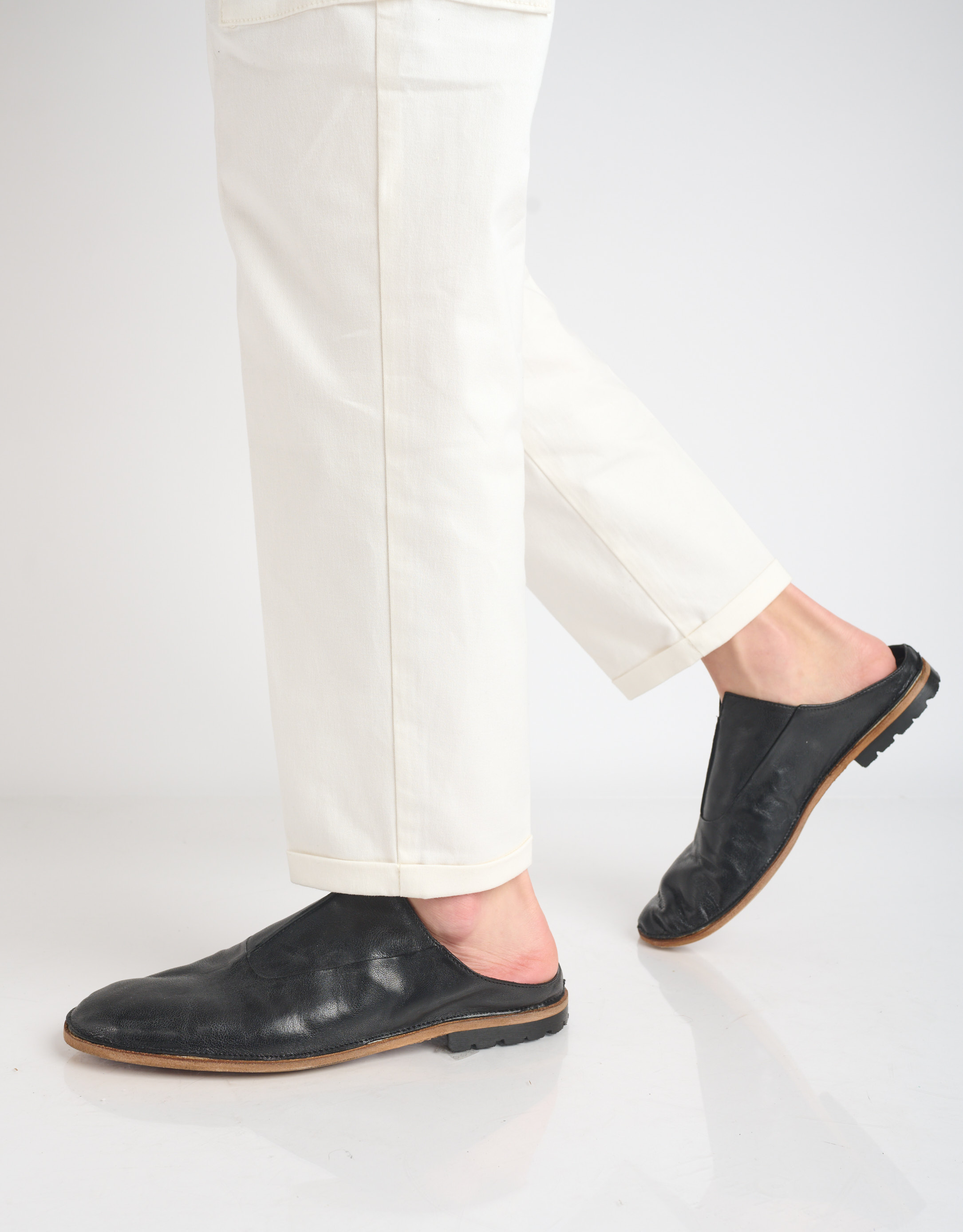 נעלי גברים - Ernesto Dolani - כפכפי עור ROMEO - שחור2