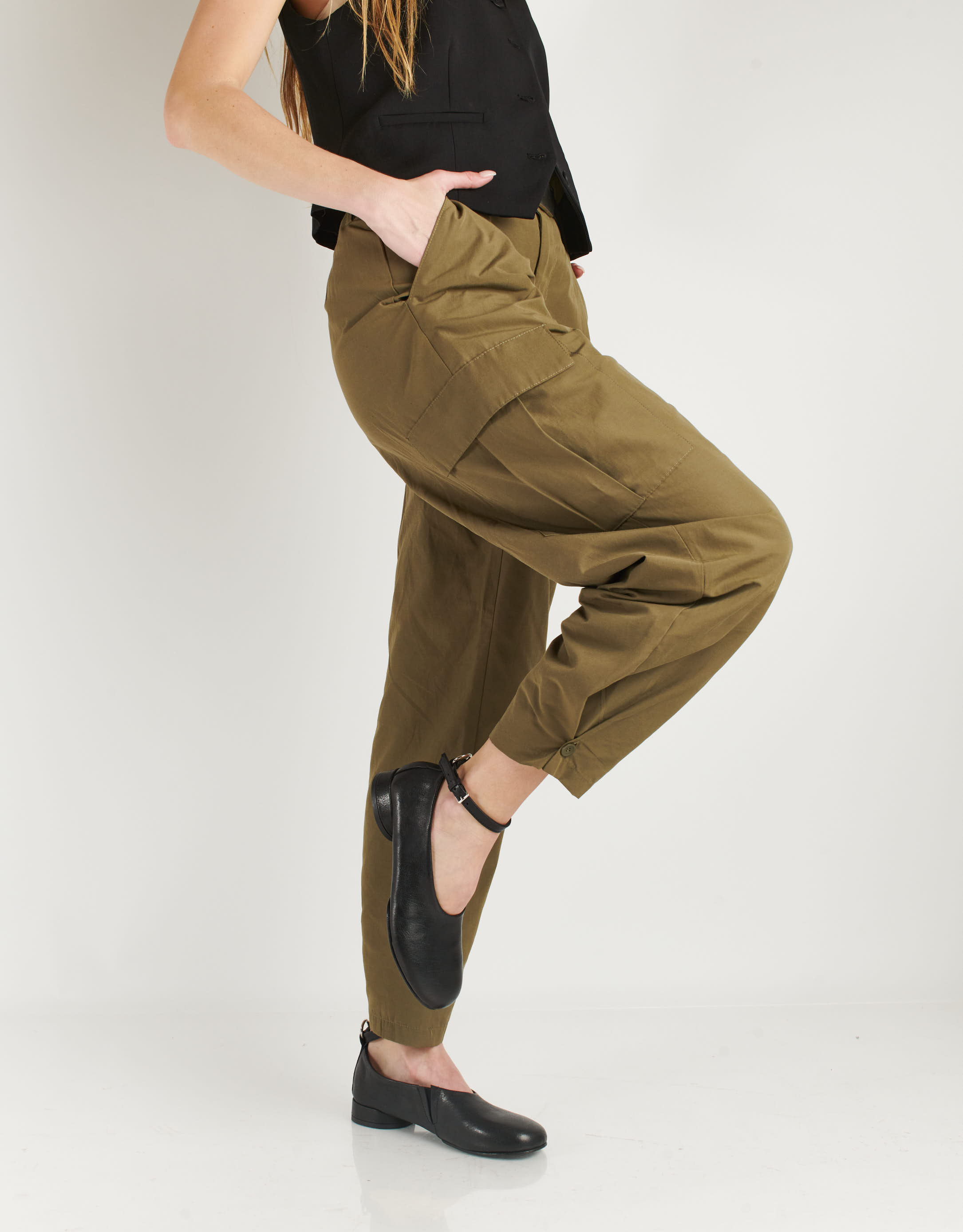 נעלי נשים - Ernesto Dolani - נעלי עור עם קולר GALA - שחור2