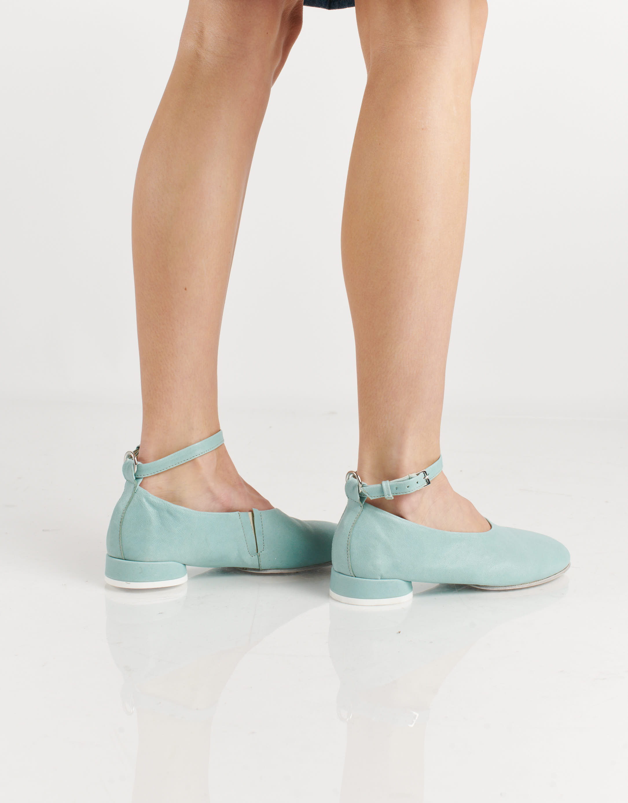 נעלי נשים - Ernesto Dolani - נעלי עור עם קולר GALA - תכלת4