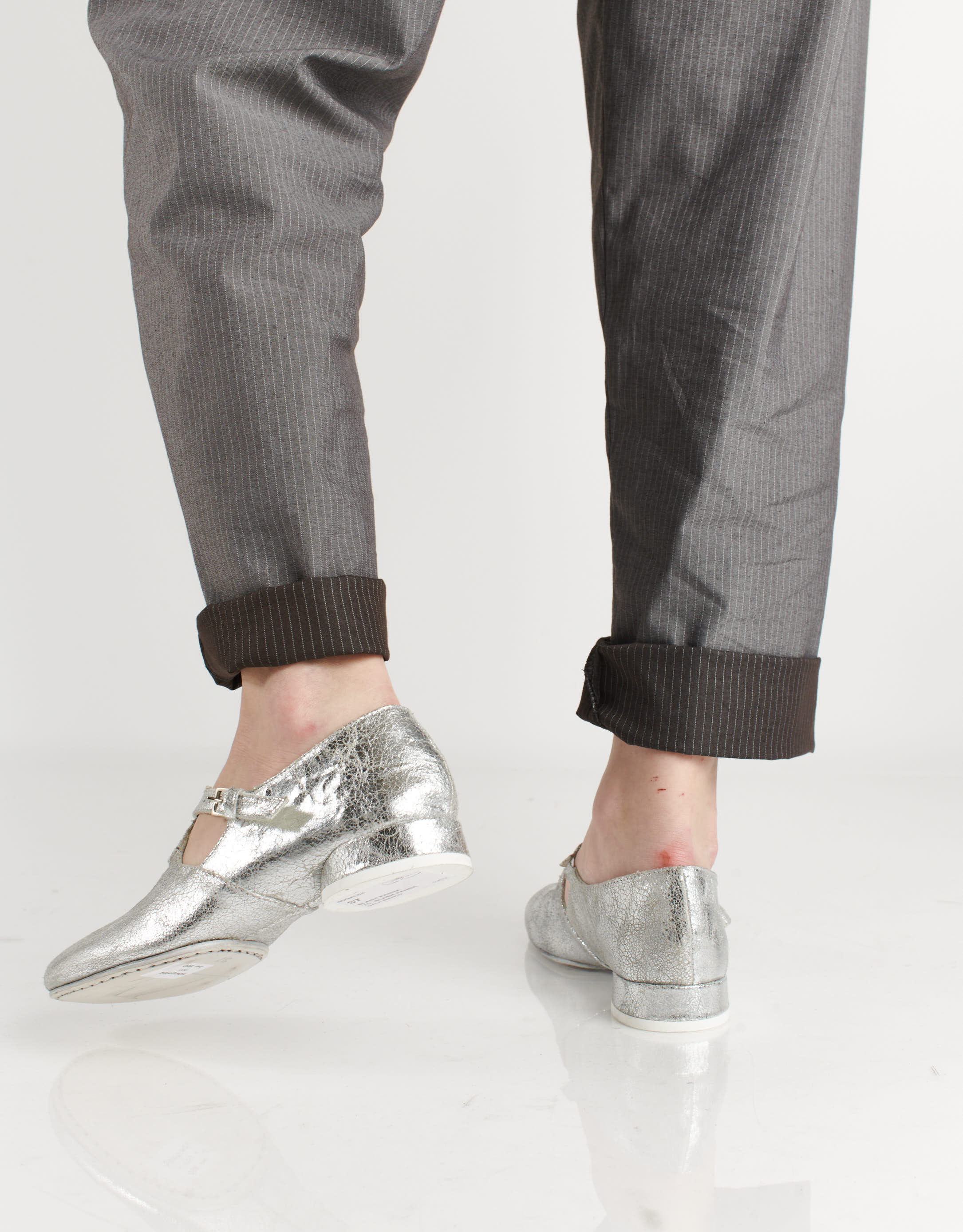 נעלי נשים - Ernesto Dolani - נעלי עור רצועת  איקס GALA - כסף4