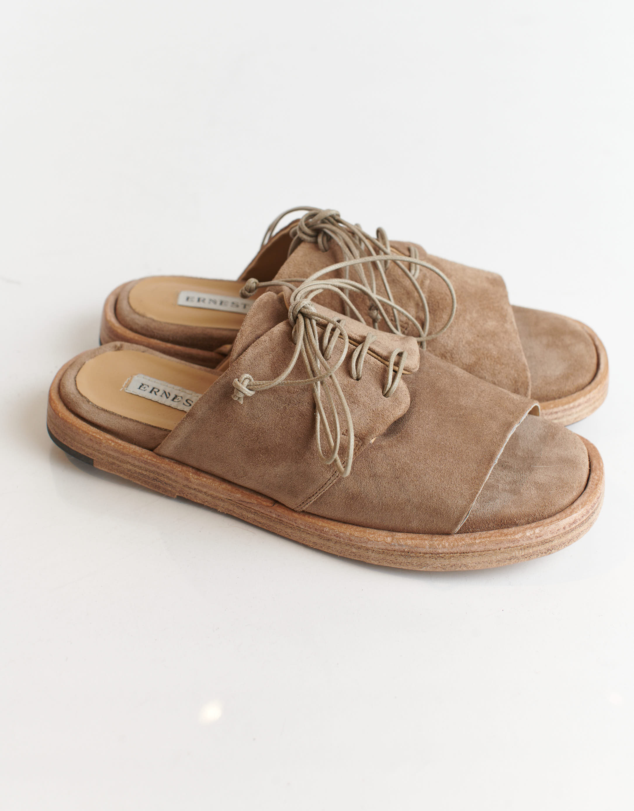 נעלי נשים - Ernesto Dolani - כפכפי זמש עם שרוכים GEA - חום4