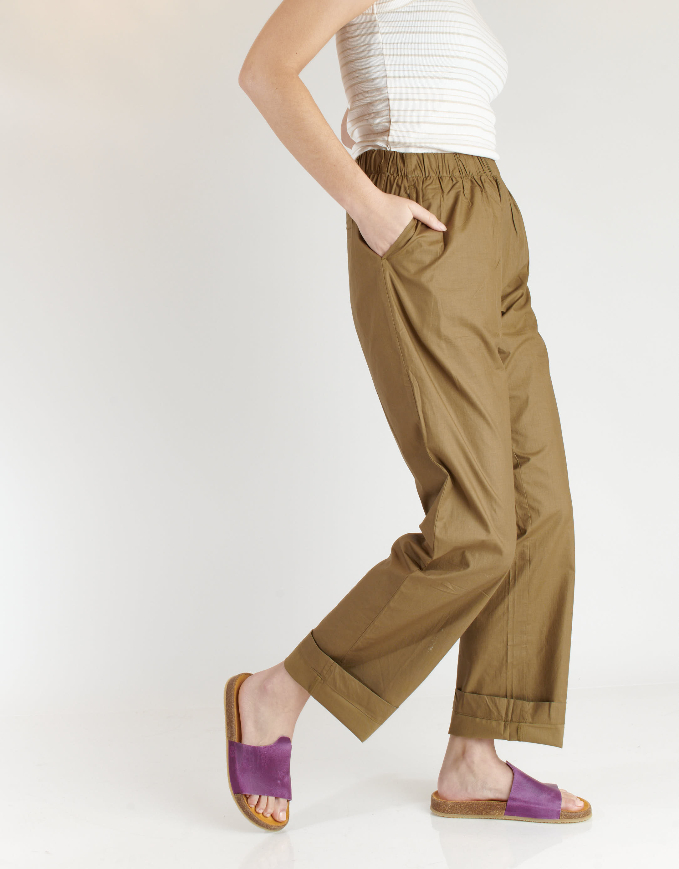 נעלי נשים - loints of Holland - כפכפים RIFF - סגול2