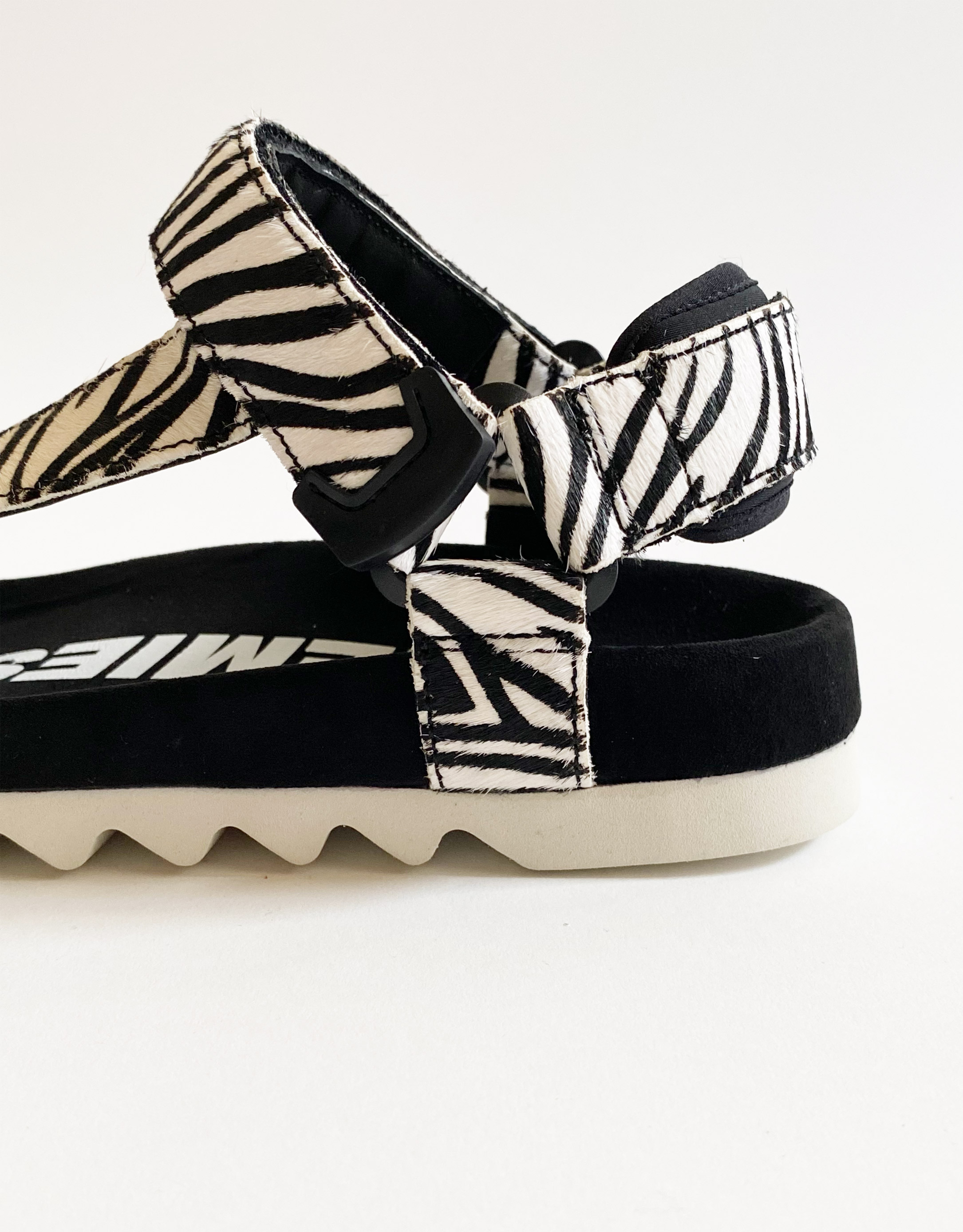 נעלי נשים - Rollie - סנדלים TOOTH WEDGE PRINT - זברה4