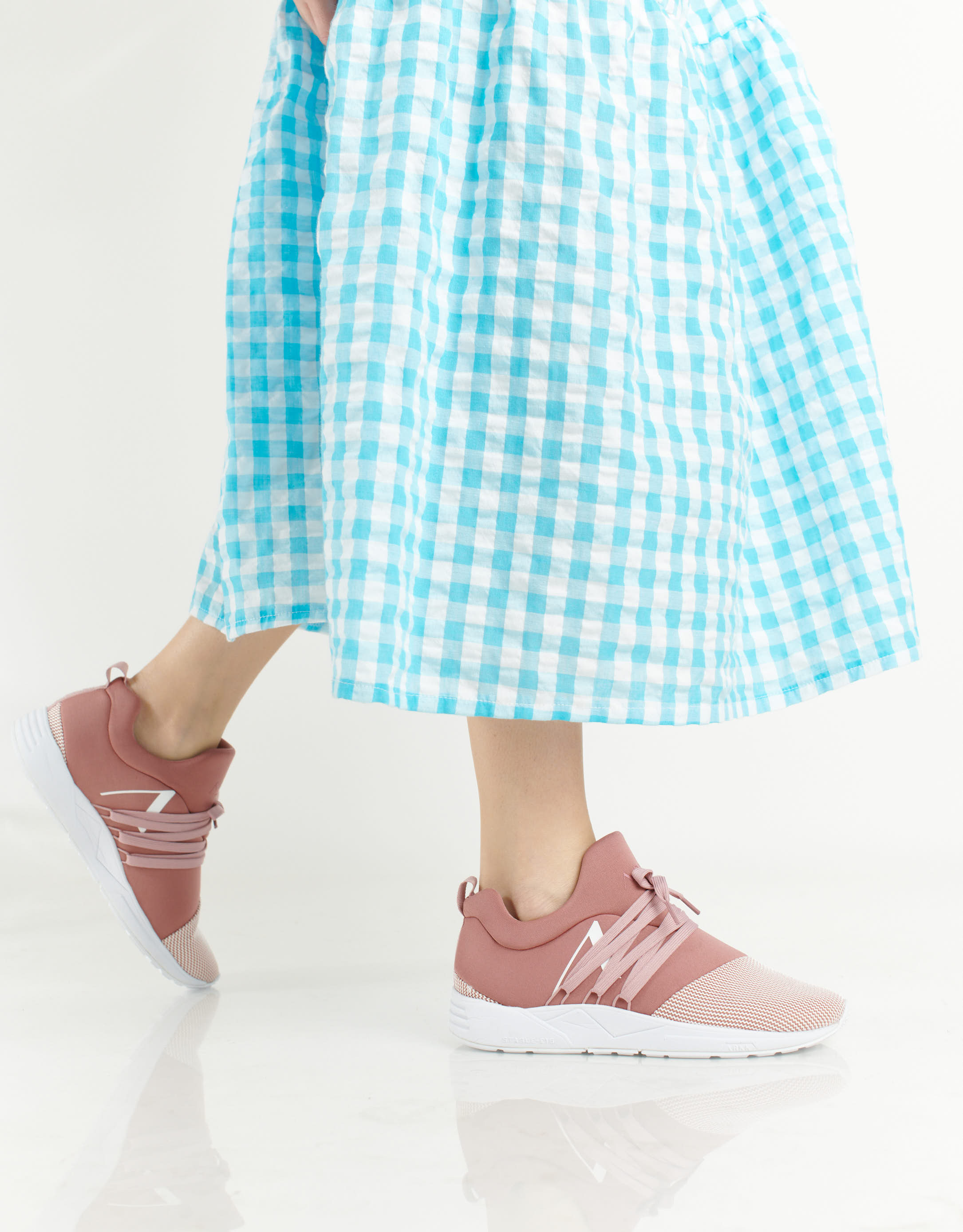 נעלי נשים - Arkk - סניקרס RAVEN MESH - ורוד4