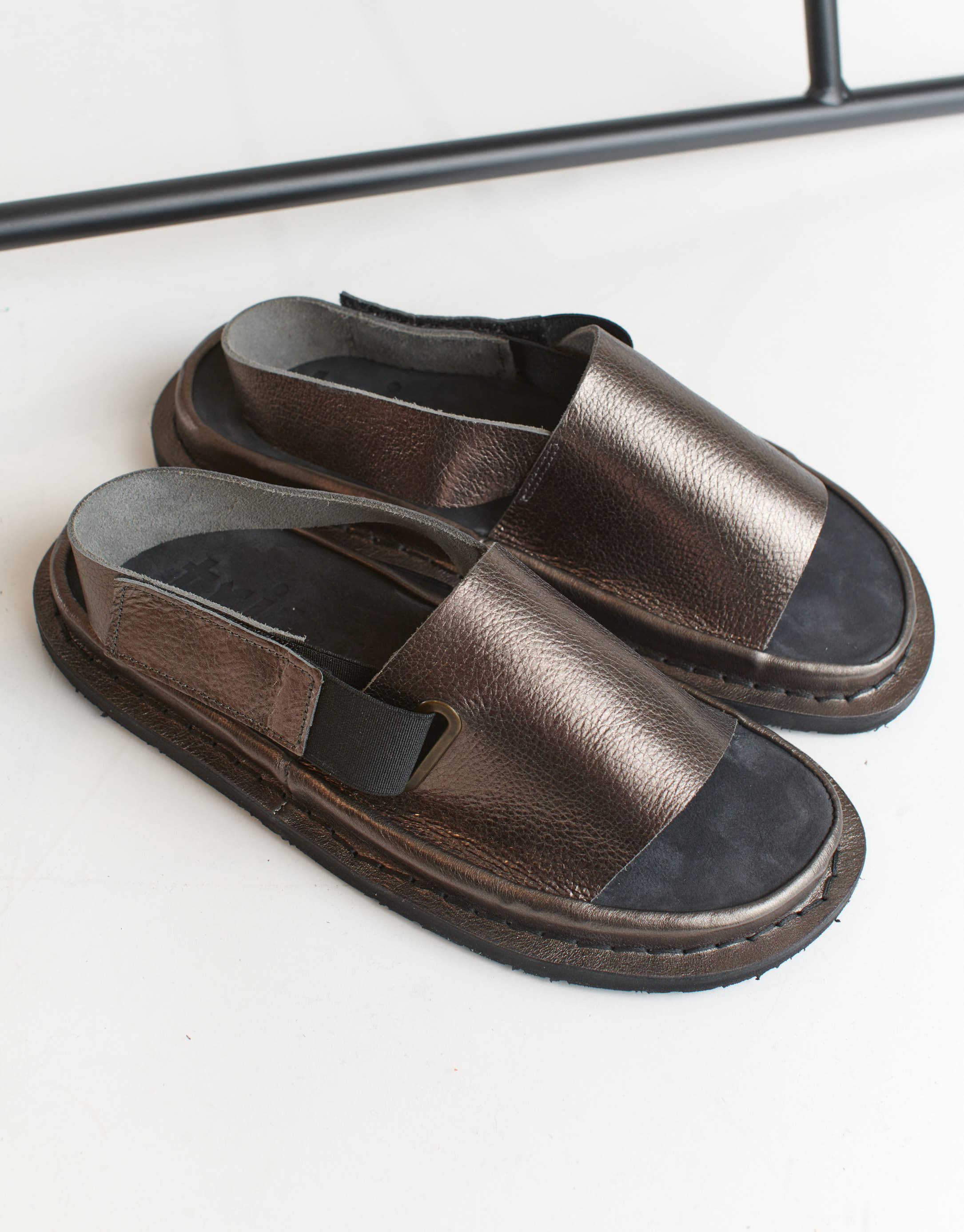 נעלי נשים - Trippen - סנדלים SAFEGUARD ZORI - פיוטר4