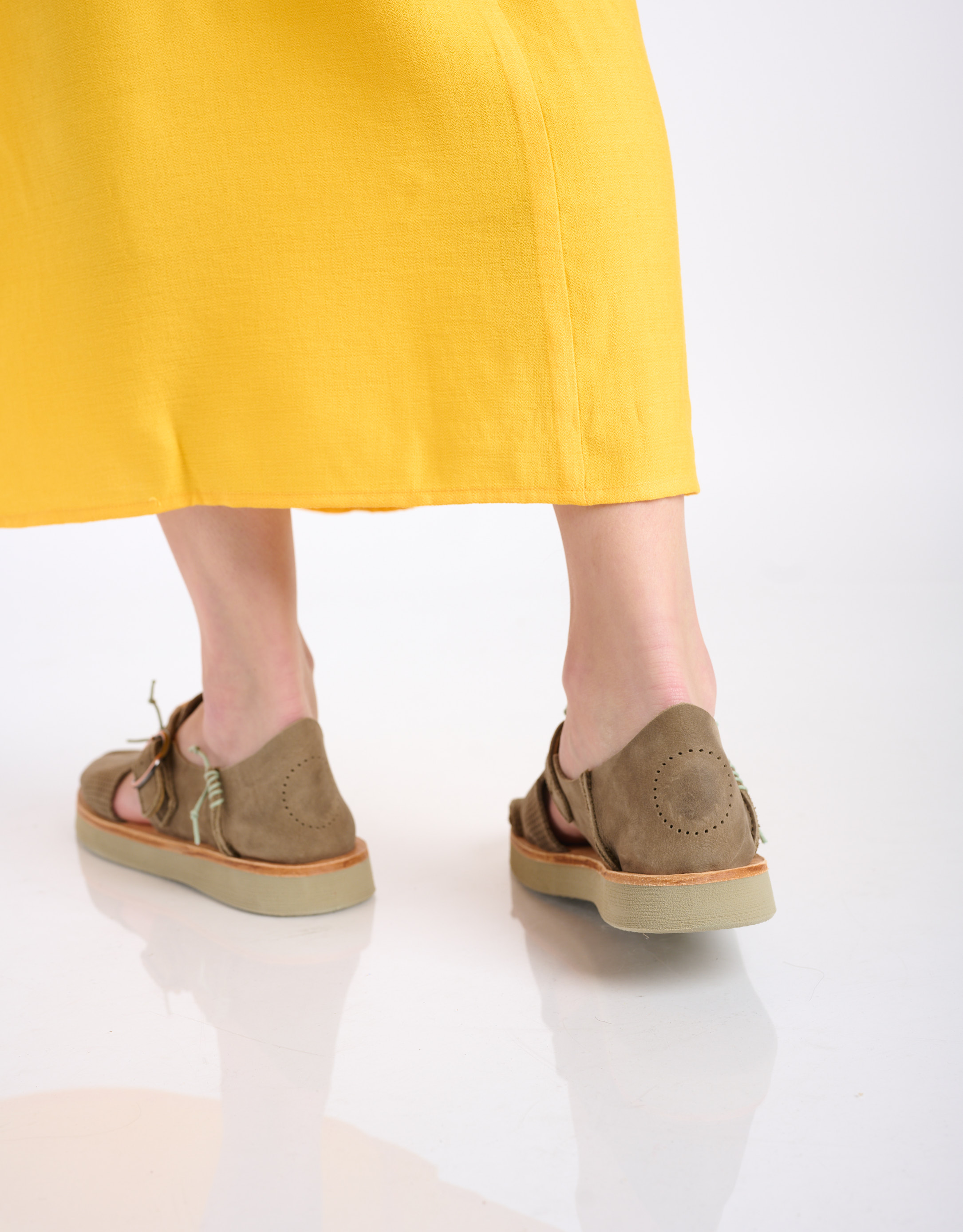 נעלי נשים - Satorisan - סליפ און BENIRRAS PUNCH - חום4