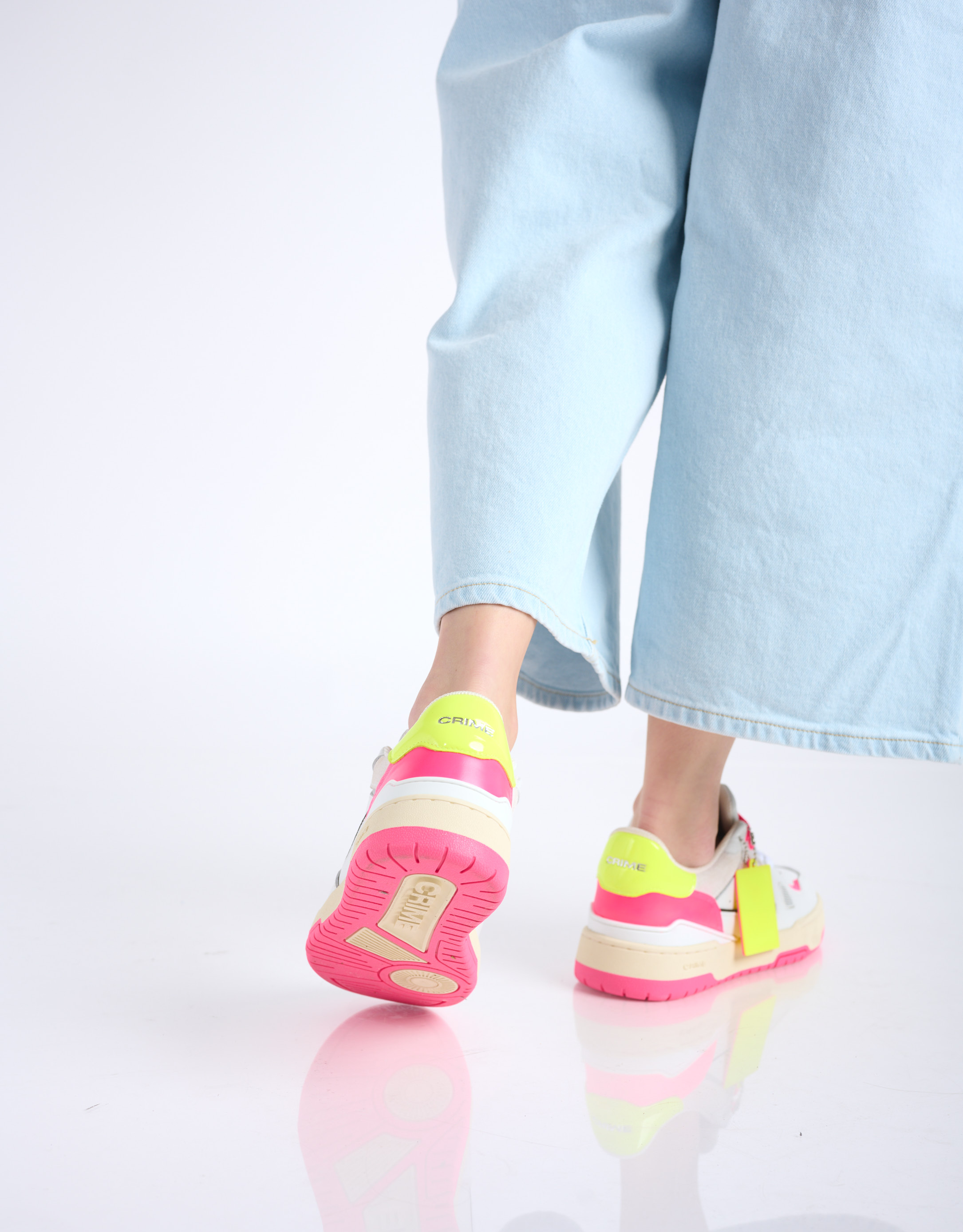 נעלי נשים - Crime London - סניקרס SUSIE - לבן   ורוד4