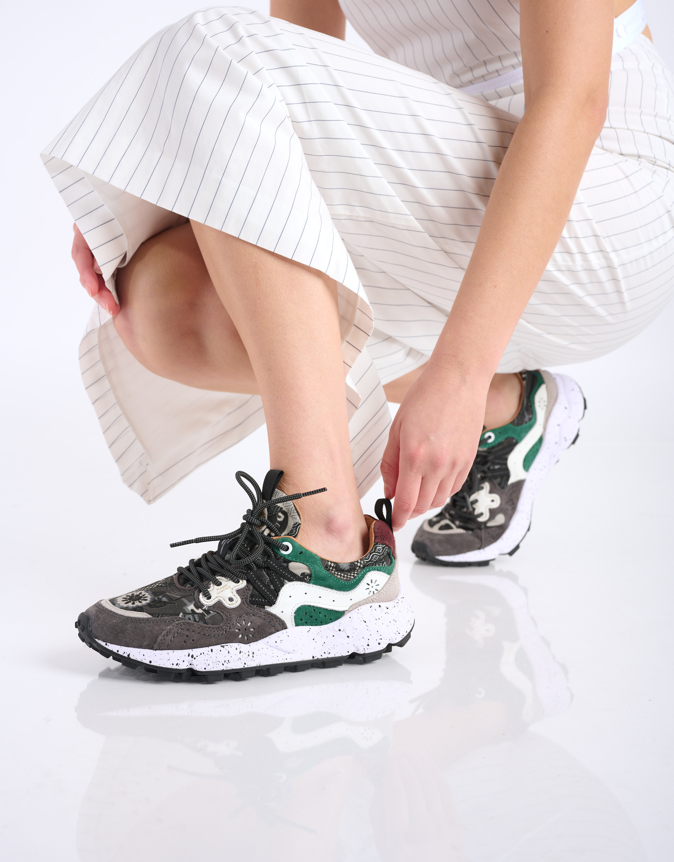 נעלי נשים - Flower Mountain - סניקרס עם הדפס YAMANO3 - אפור   ירוק3