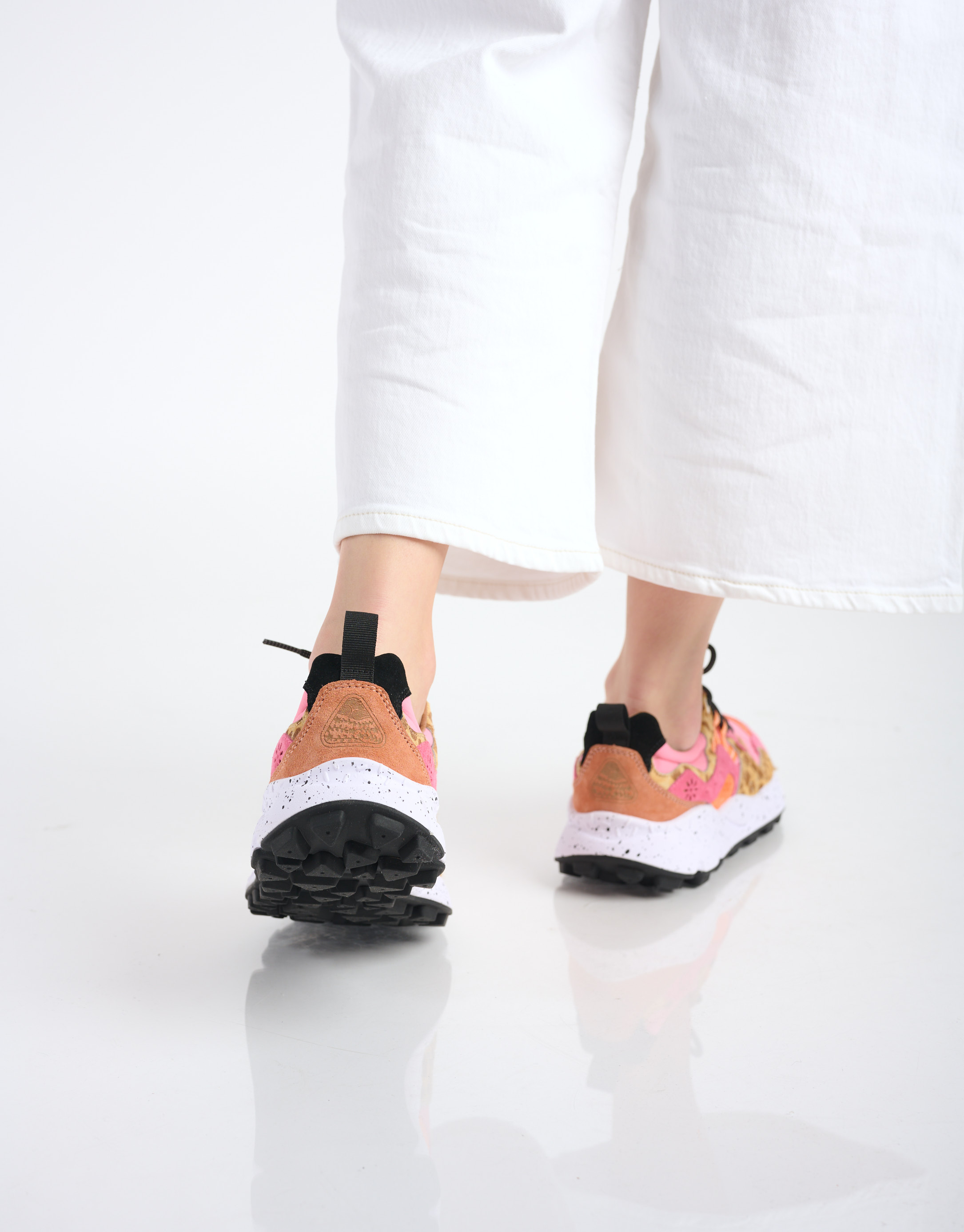 נעלי נשים - Flower Mountain - סניקרס מנומרות YAMANO 3 - ורוד4