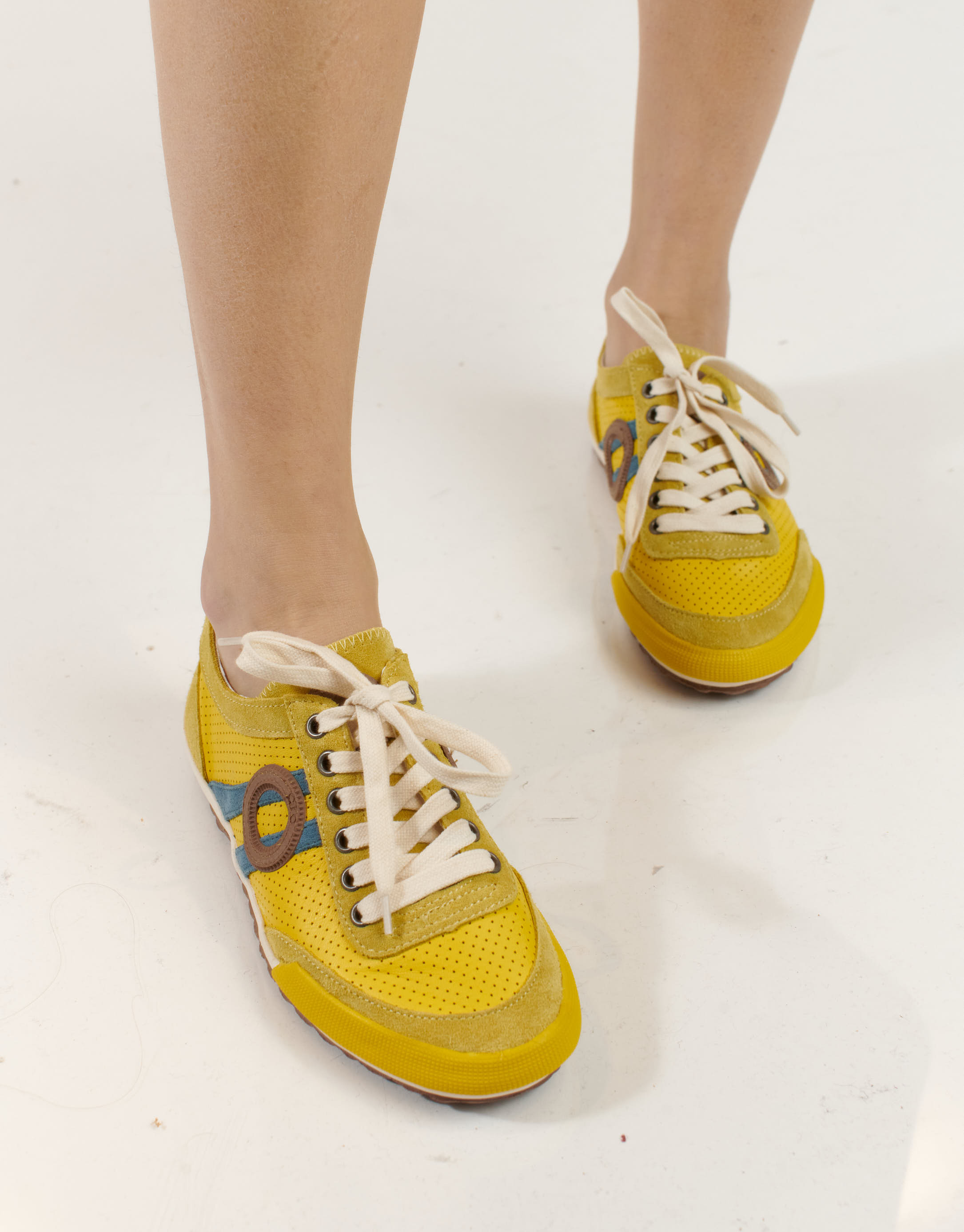 נעלי נשים - Aro - סניקרס IDO - צהוב4