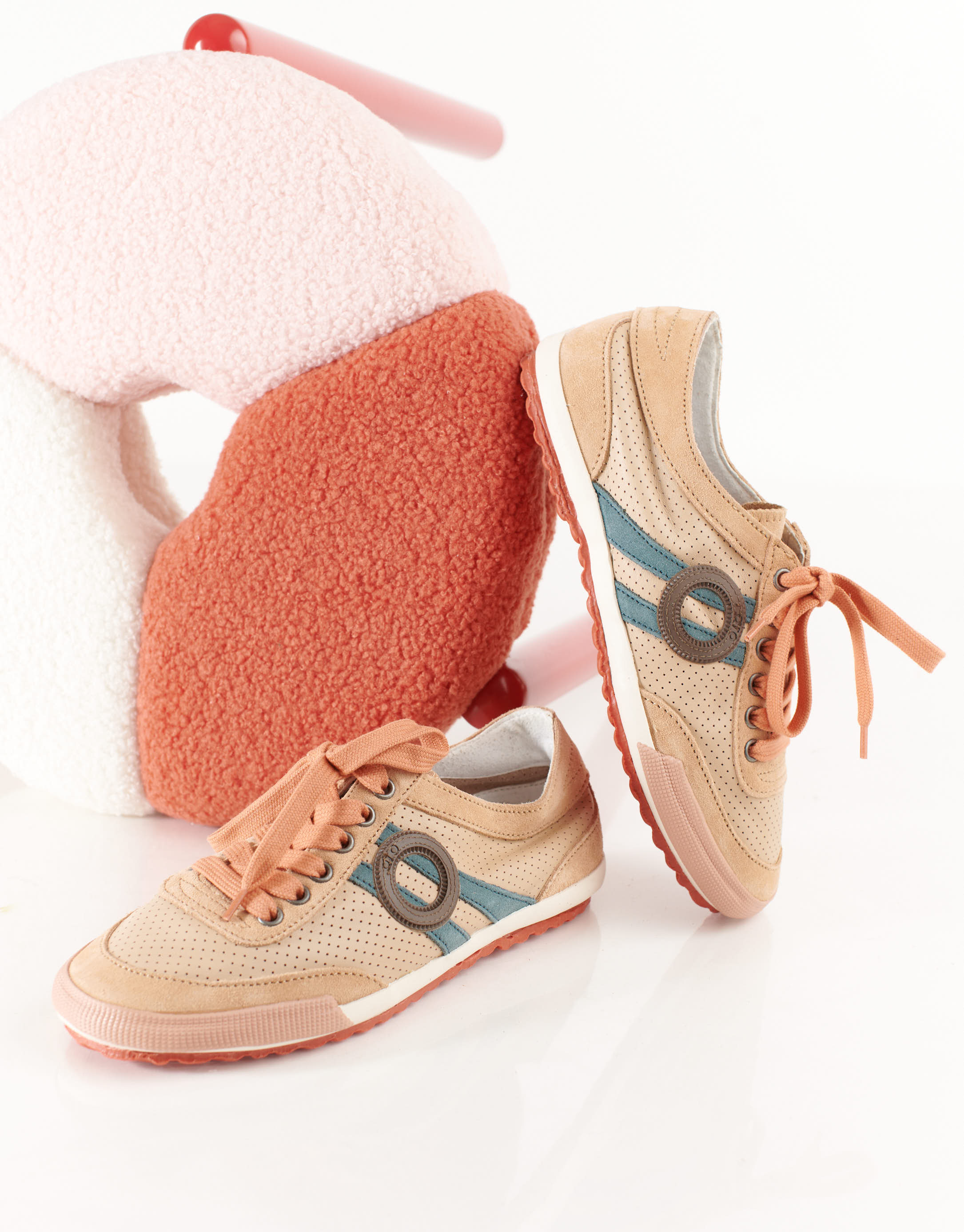 נעלי נשים - Aro - סניקרס IDO - ניוד2