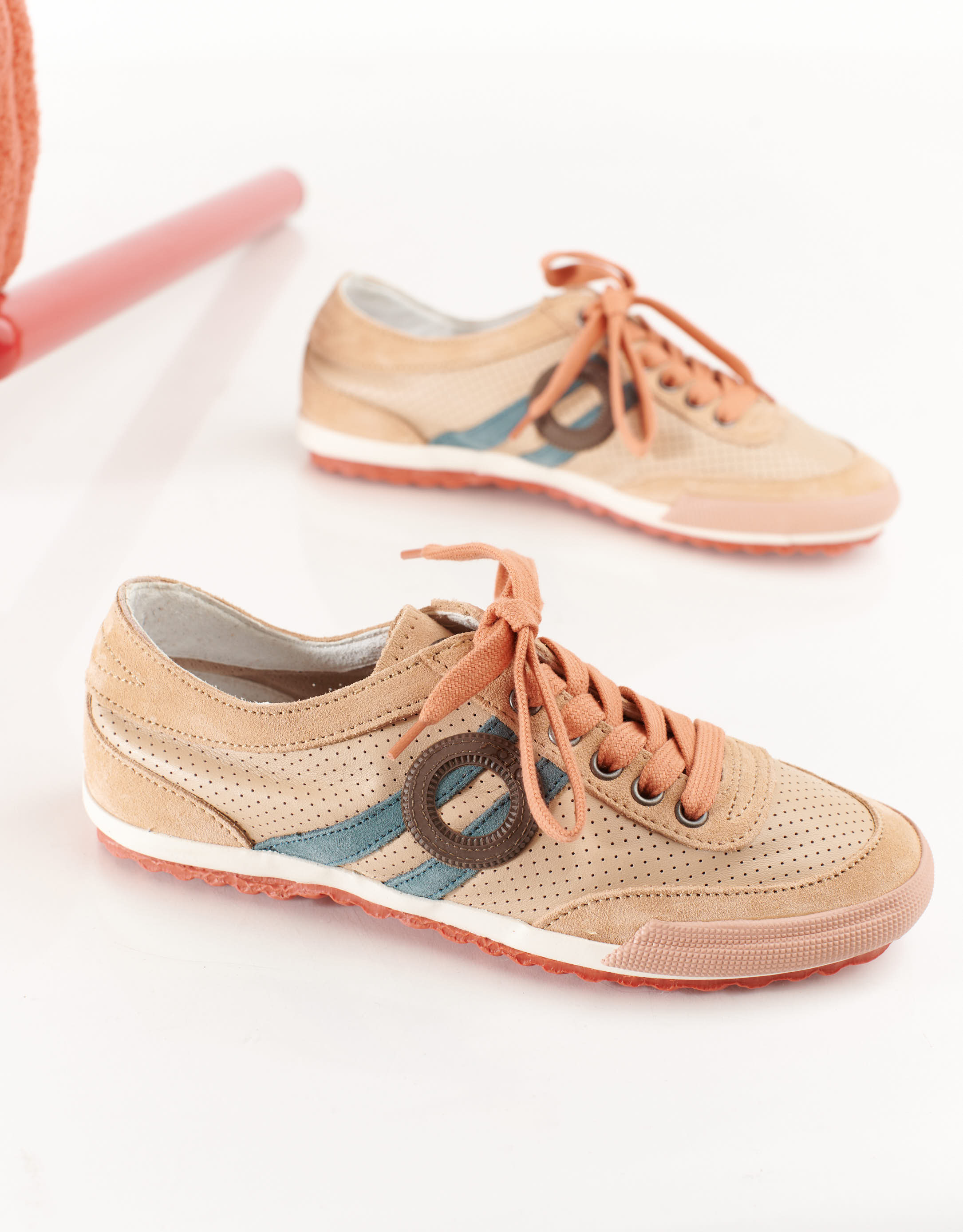 נעלי נשים - Aro - סניקרס IDO - ניוד4