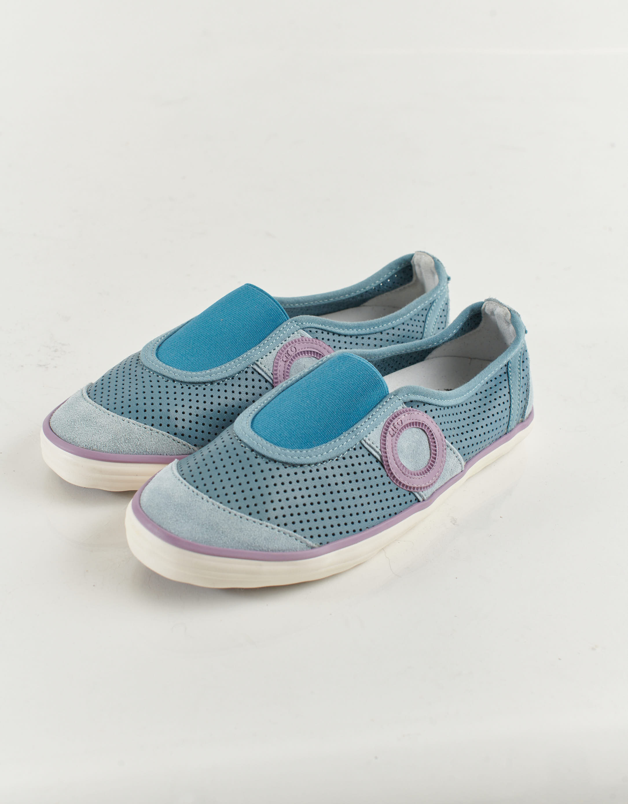 נעלי נשים - Aro - סליפ און PICADA - תכלת2