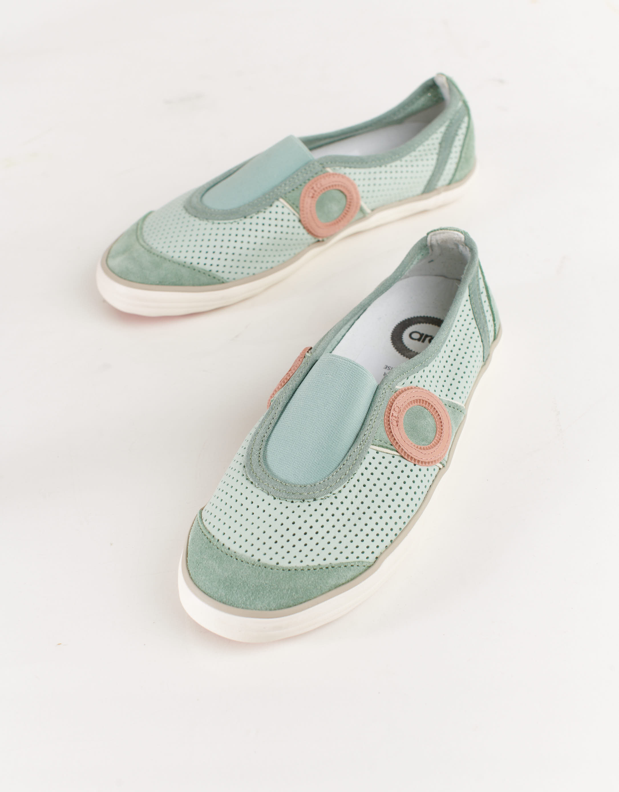 נעלי נשים - Aro - סליפ און PICADA - מנטה2