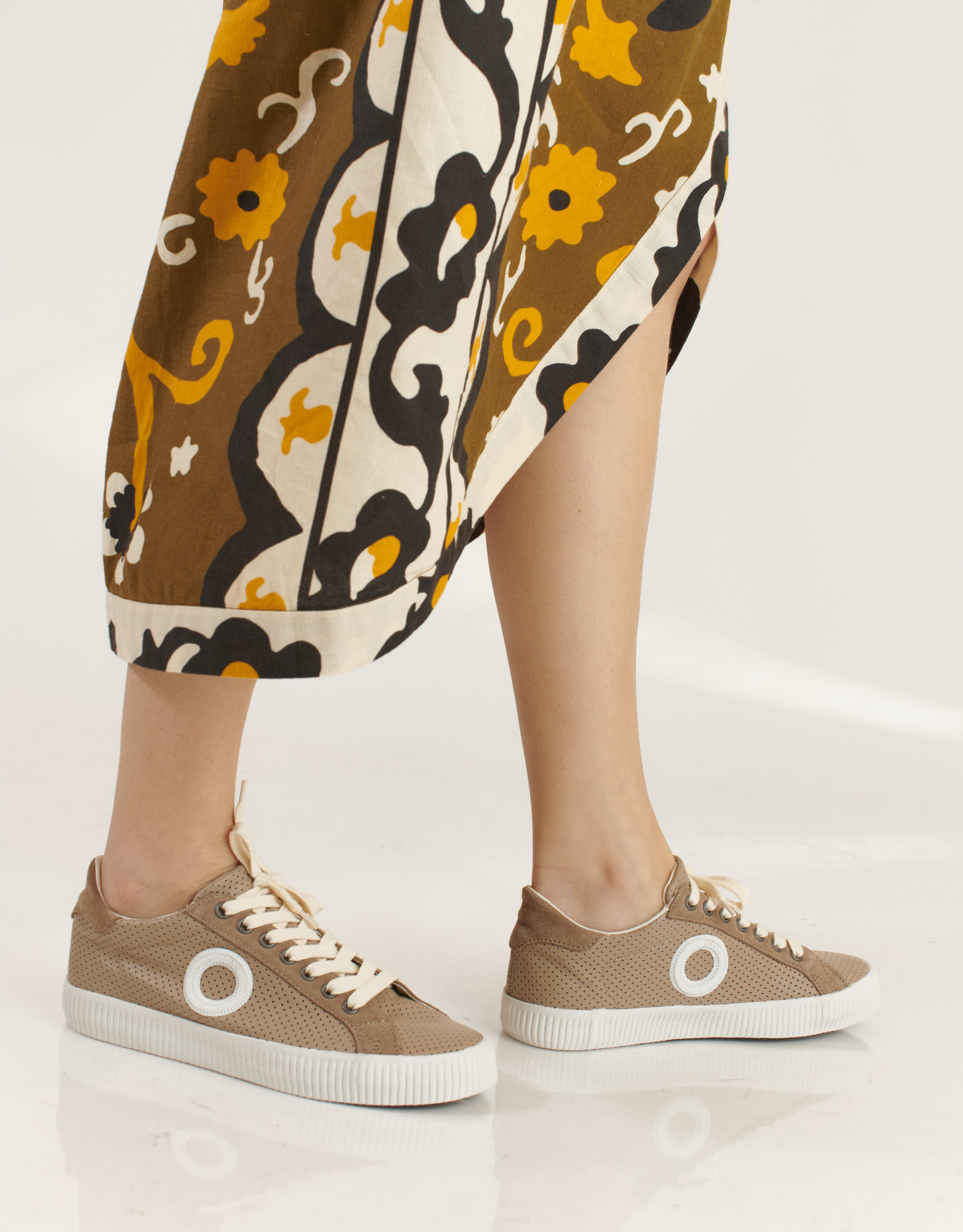 נעלי נשים - Aro - סניקרס עור TIM - חום בהיר4