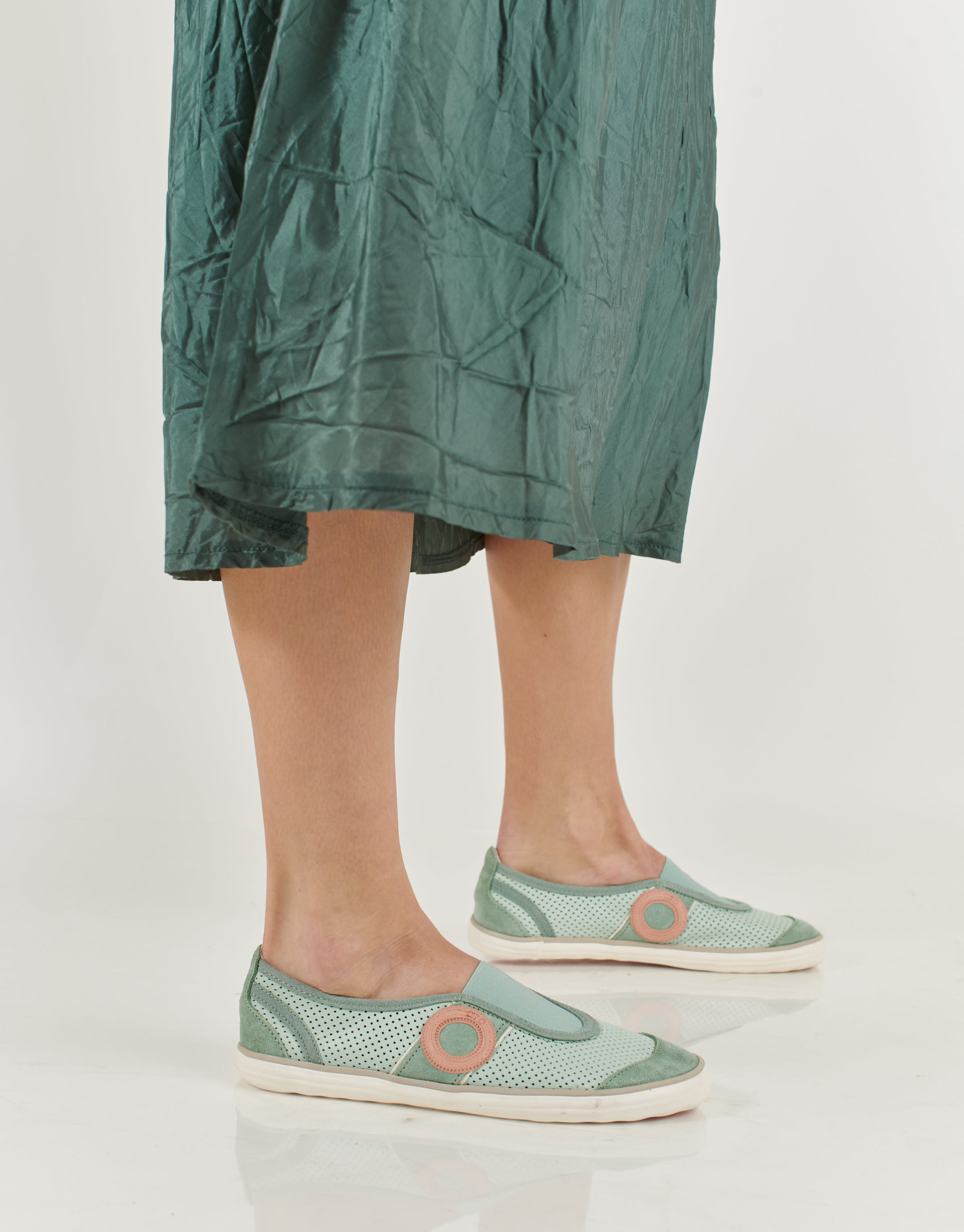 נעלי נשים - Aro - סליפ און PICADA - מנטה4