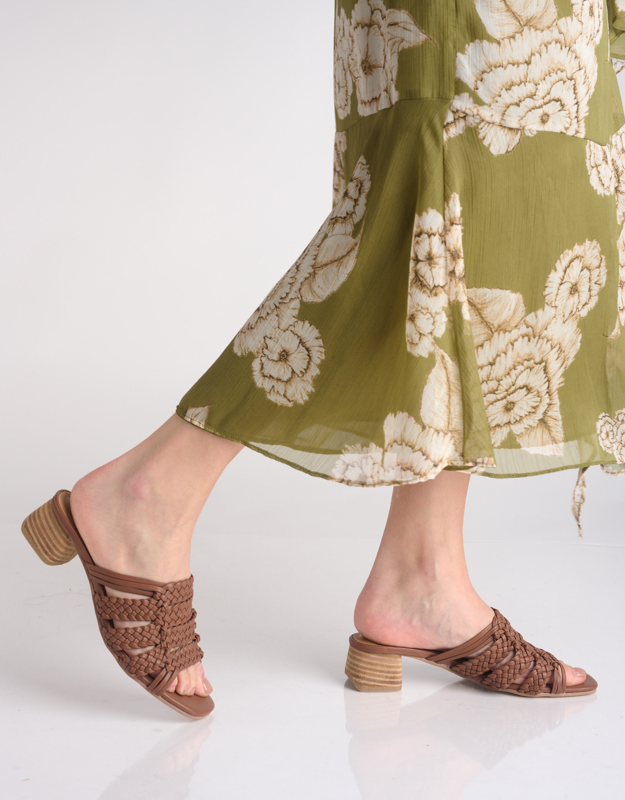 נעלי נשים - Salt+Umber - כפכפי עור RIVIERA - חום2