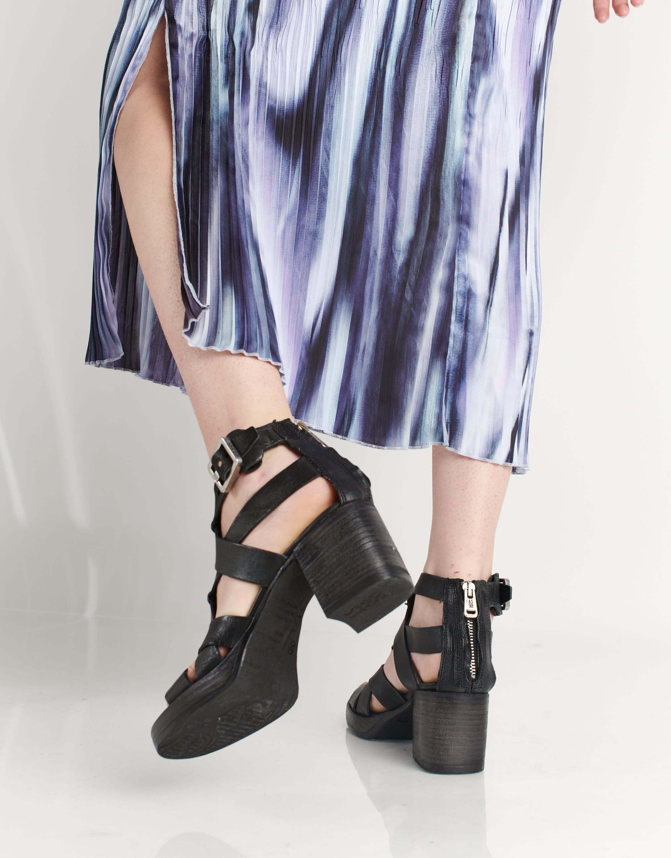 נעלי נשים - A.S. 98 - סנדלי עקב גבוהים ALSHA - שחור4