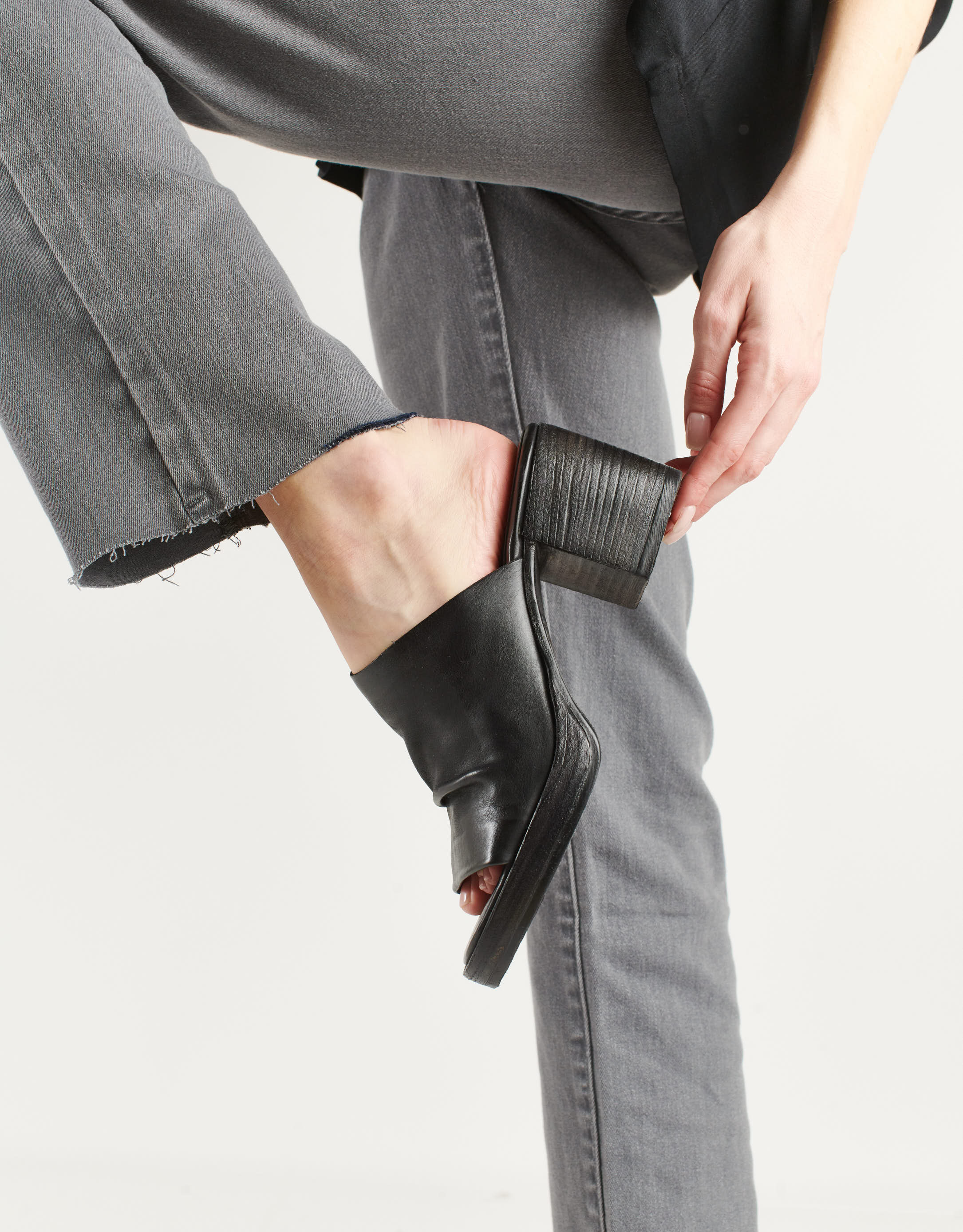 נעלי נשים - A.S. 98 - כפכפי עקב ALSHA - שחור3