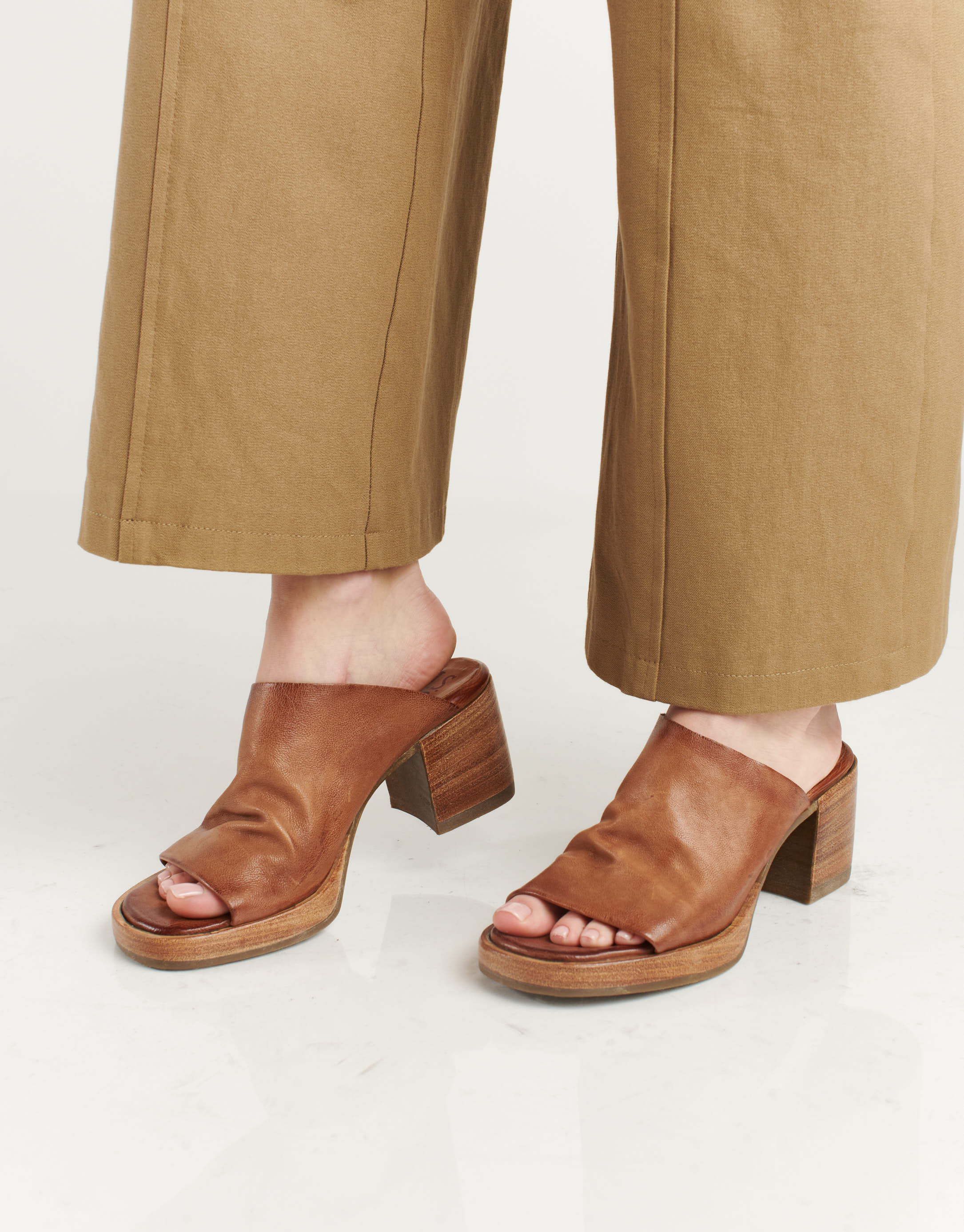 נעלי נשים - A.S. 98 - כפכפי עקב ALSHA - חום3