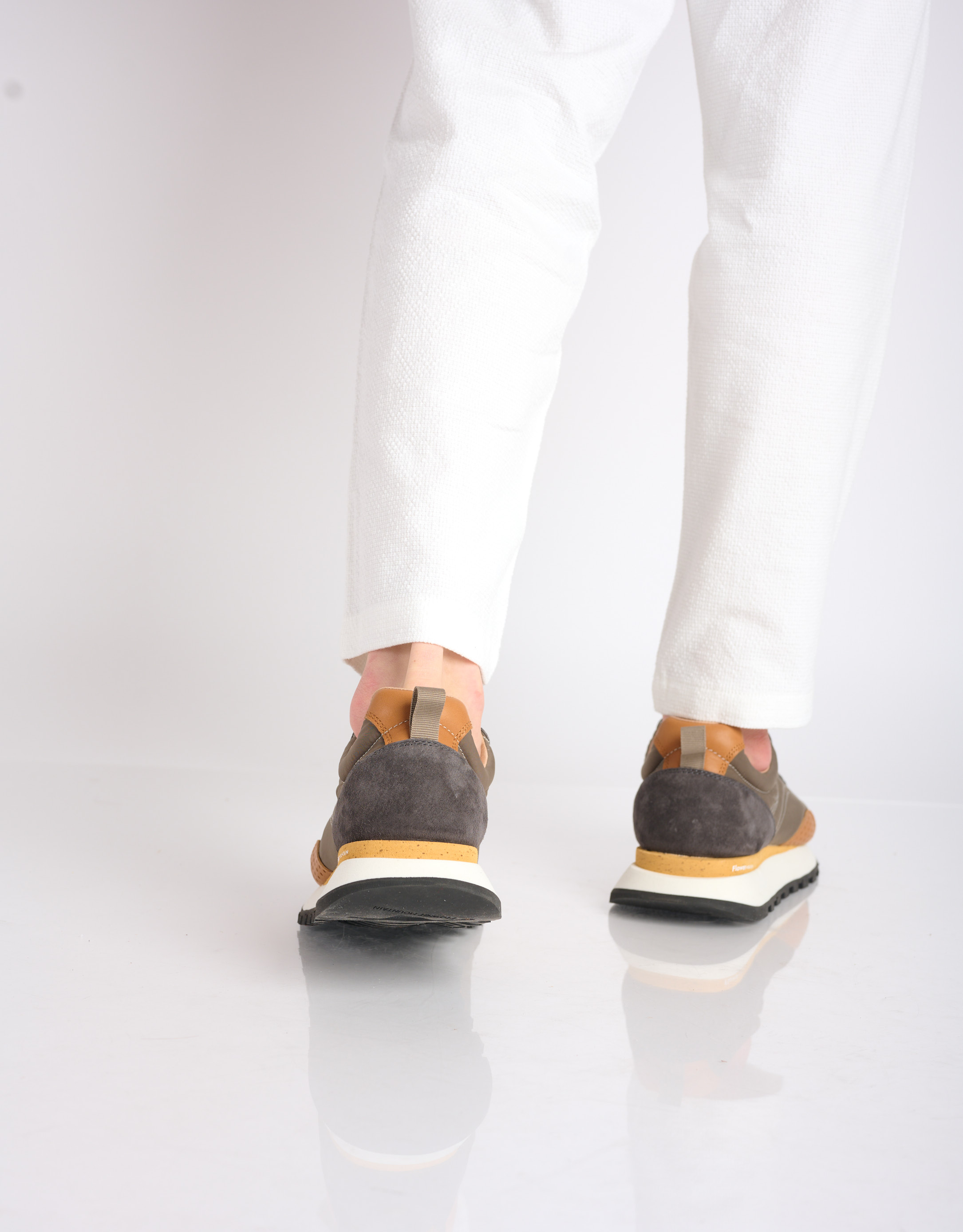 נעלי גברים - Flower Mountain - סניקרס ASUKA - חום3