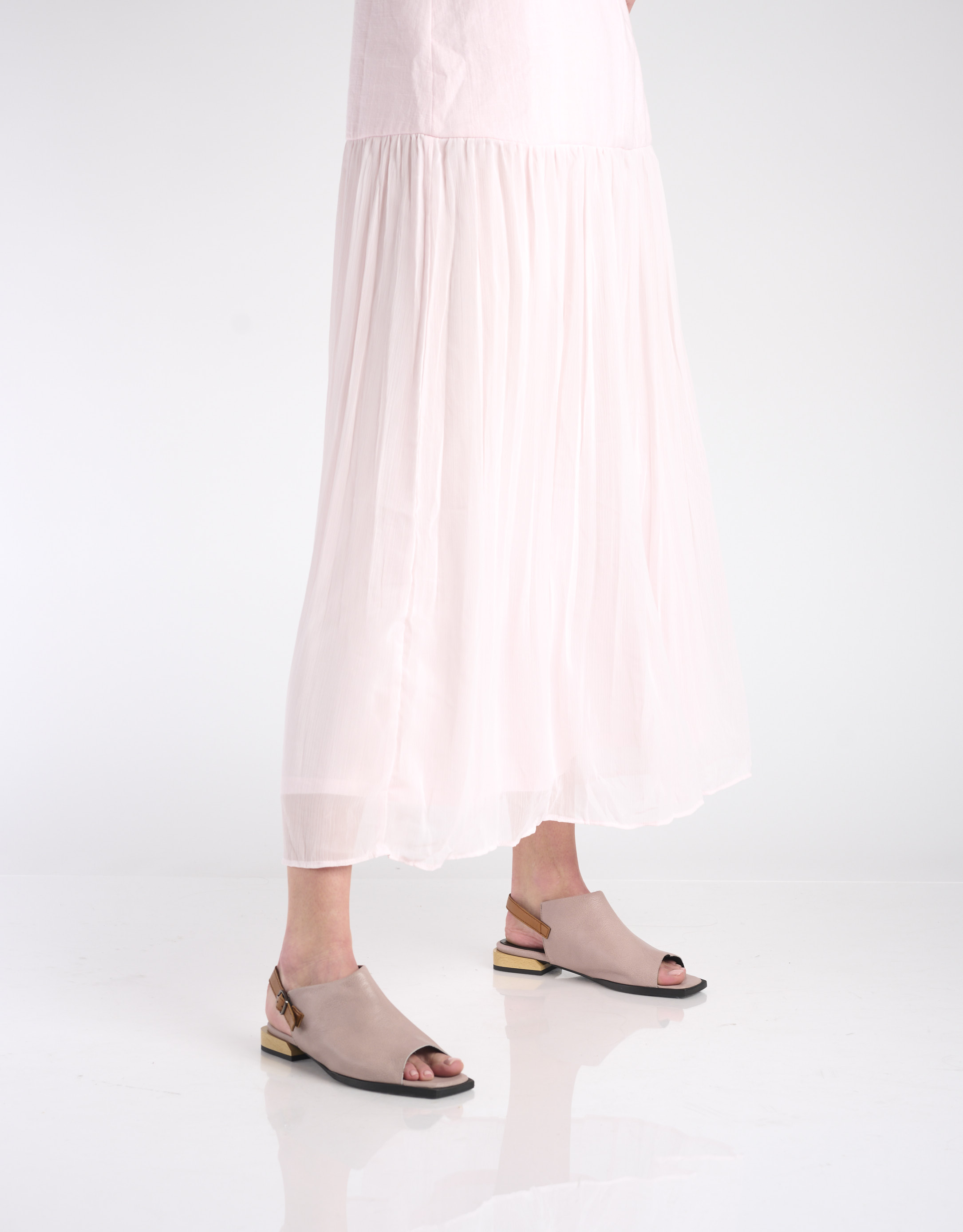 נעלי נשים - Yuko Imanishi - סנדלים סגורים YUI - בז'3