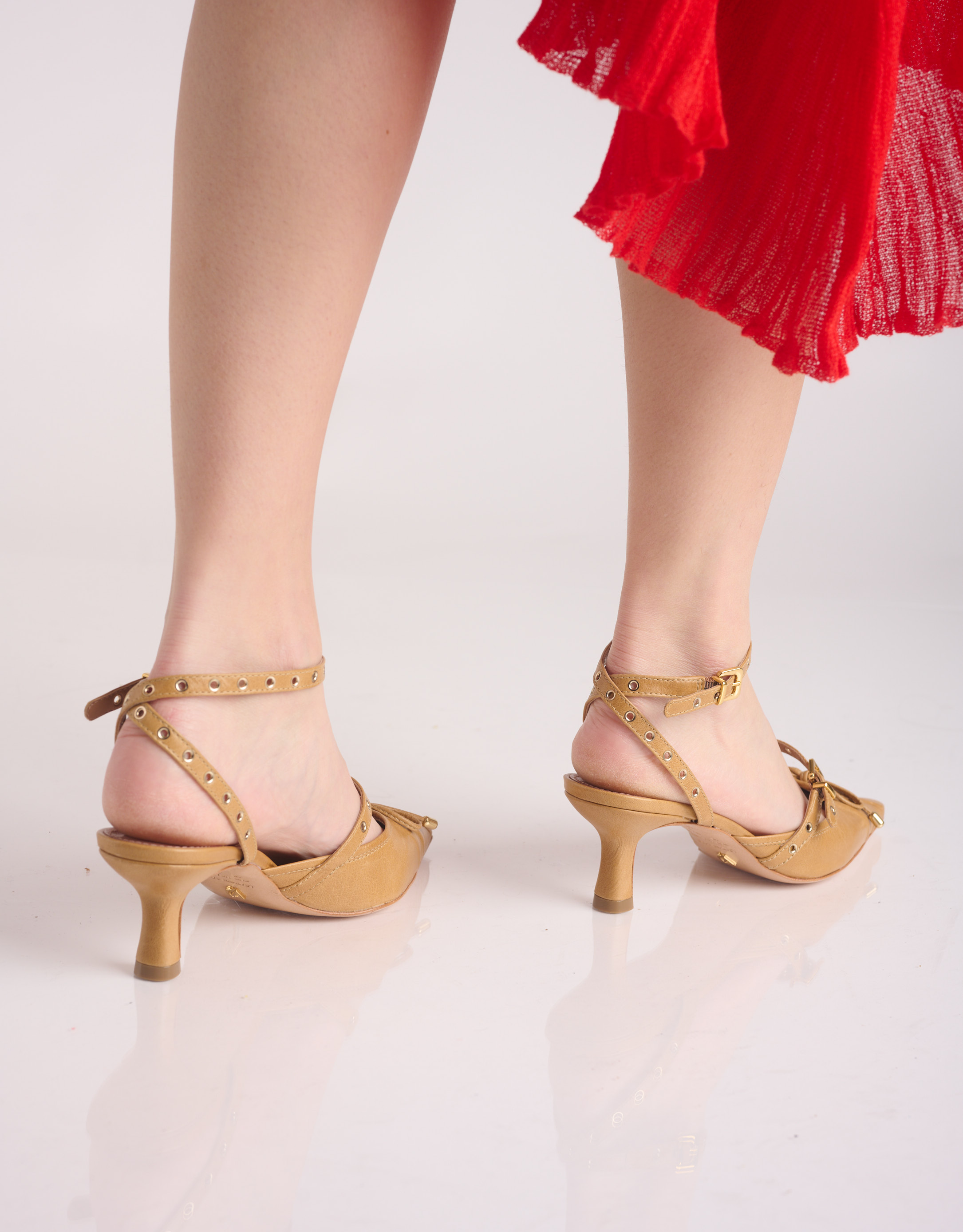 נעלי נשים - Vicenza - נעלי סירה עם קולר JAPAO - חום בהיר4