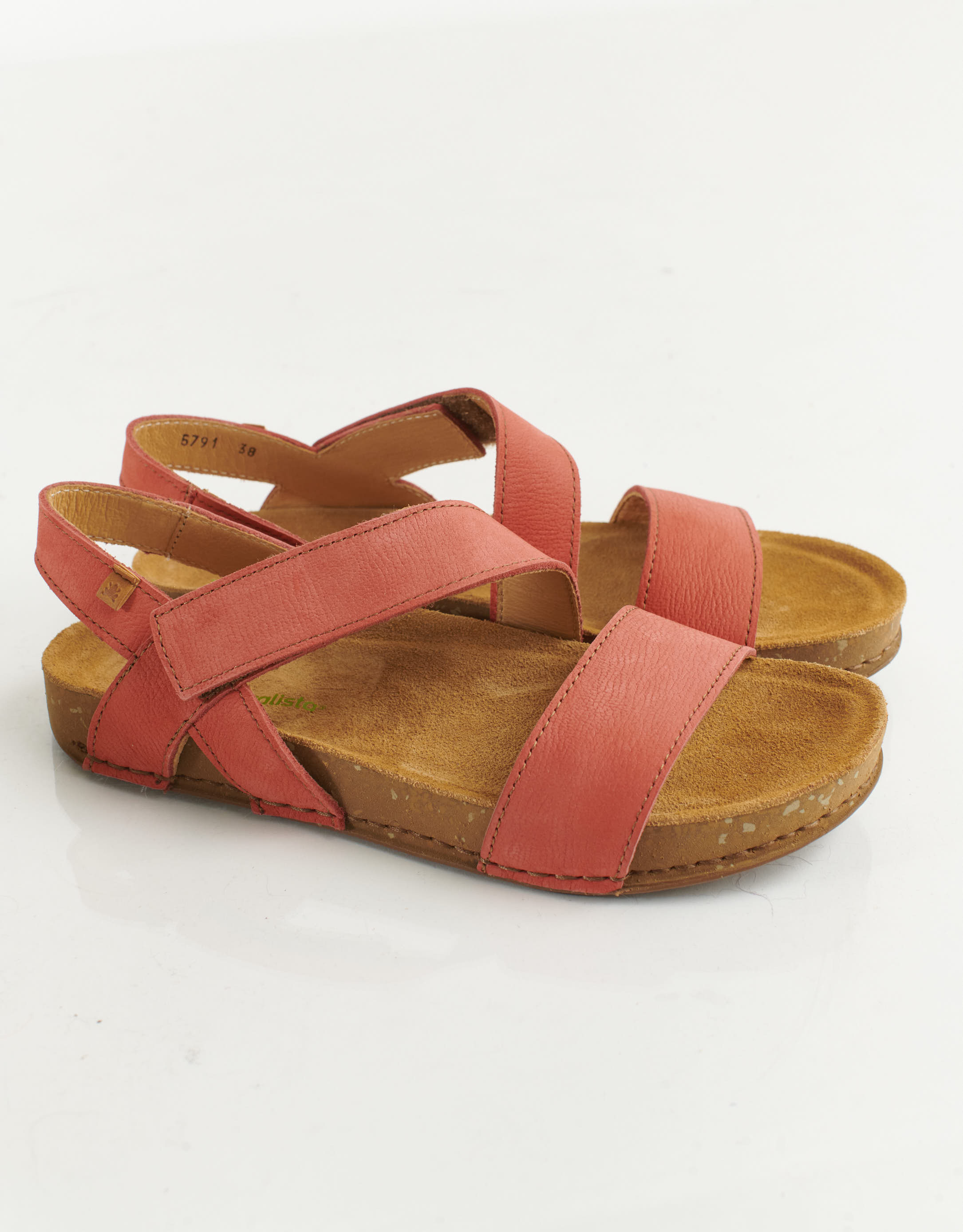 נעלי נשים - El Naturalista - סנדלי עור BALANCE - קורל2