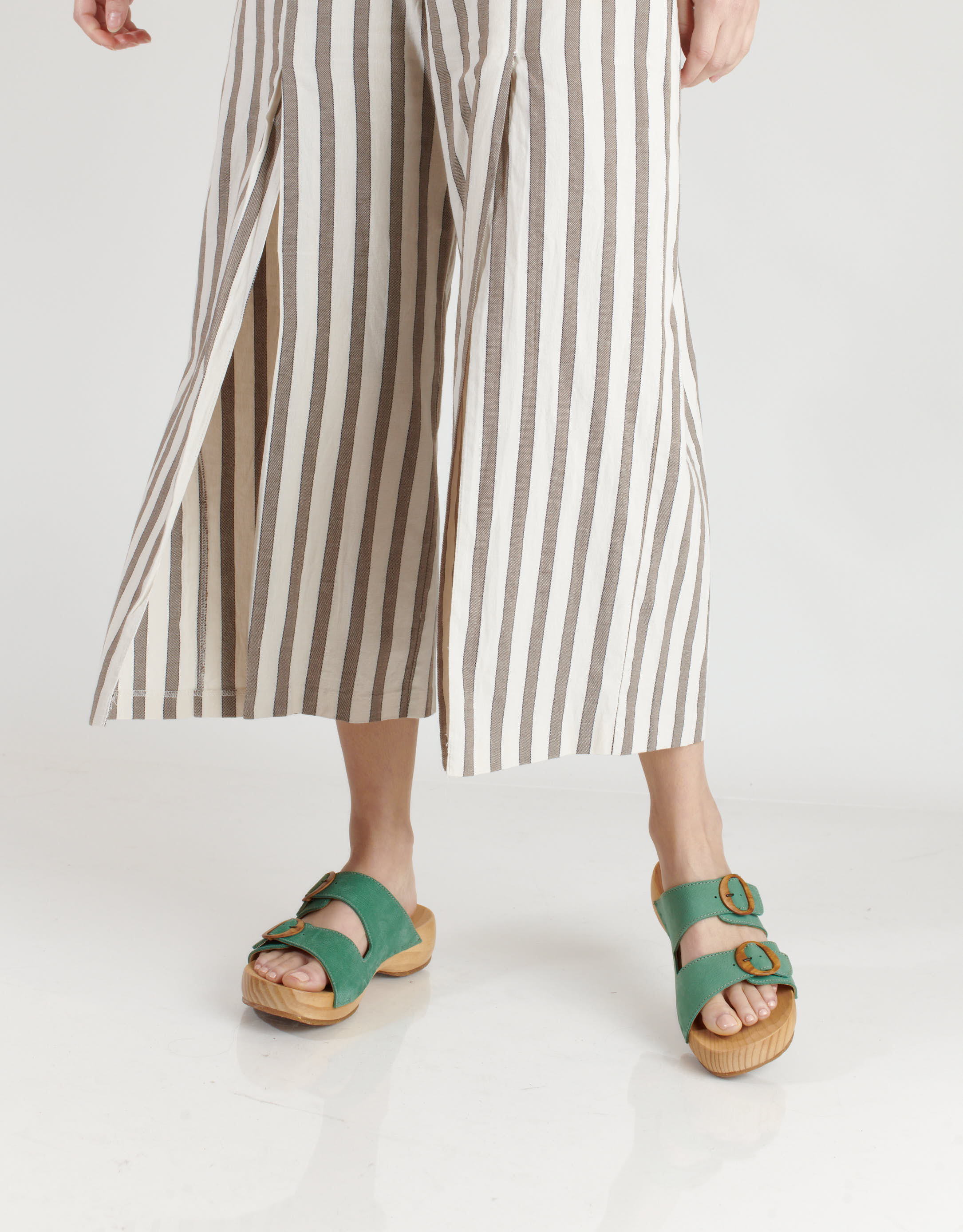 נעלי נשים - El Naturalista - כפכפי עץ רצועות SHOKUNIN - ירוק4