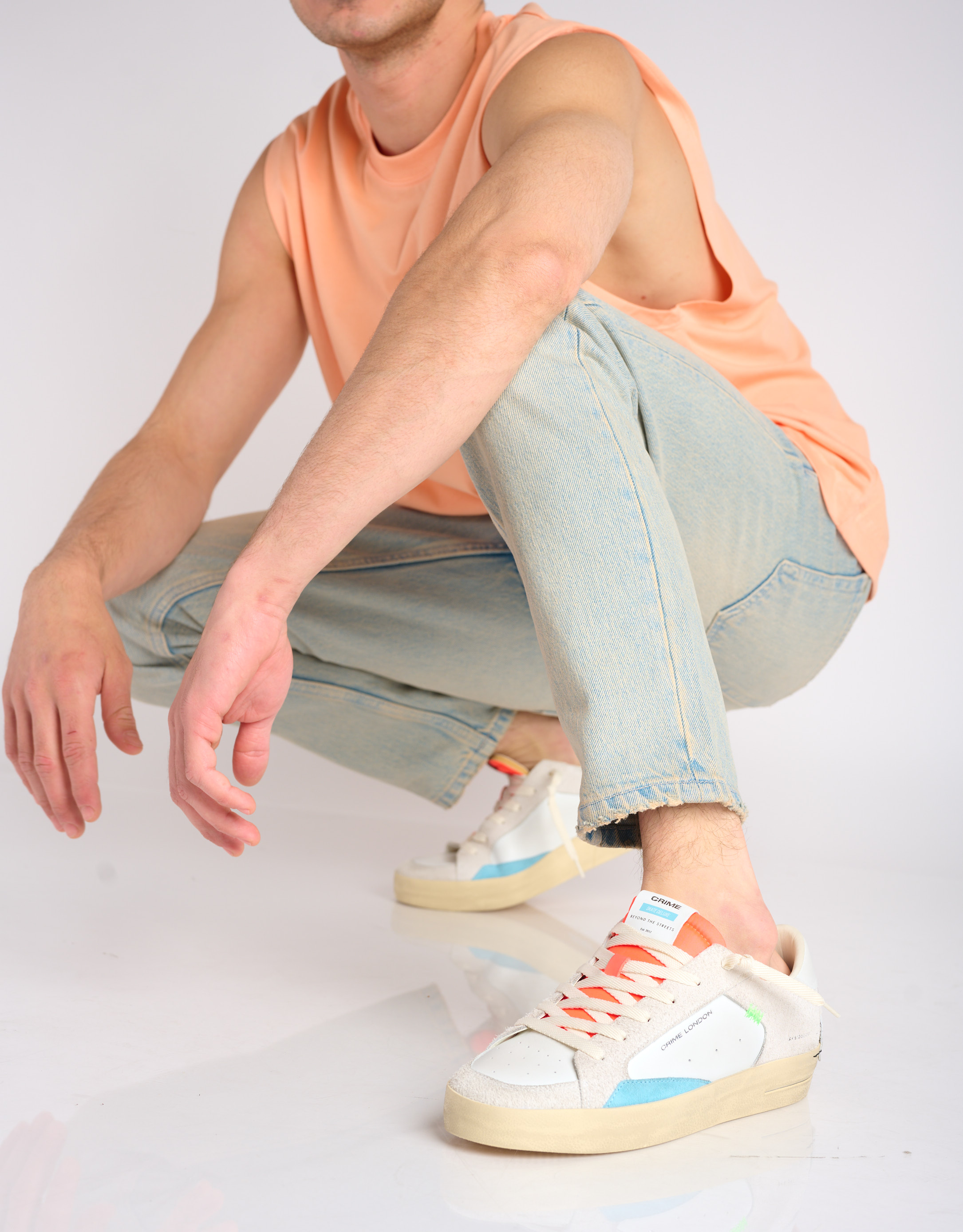 נעלי גברים - Crime London - סניקרס FREDDIE - לבן   כתום2