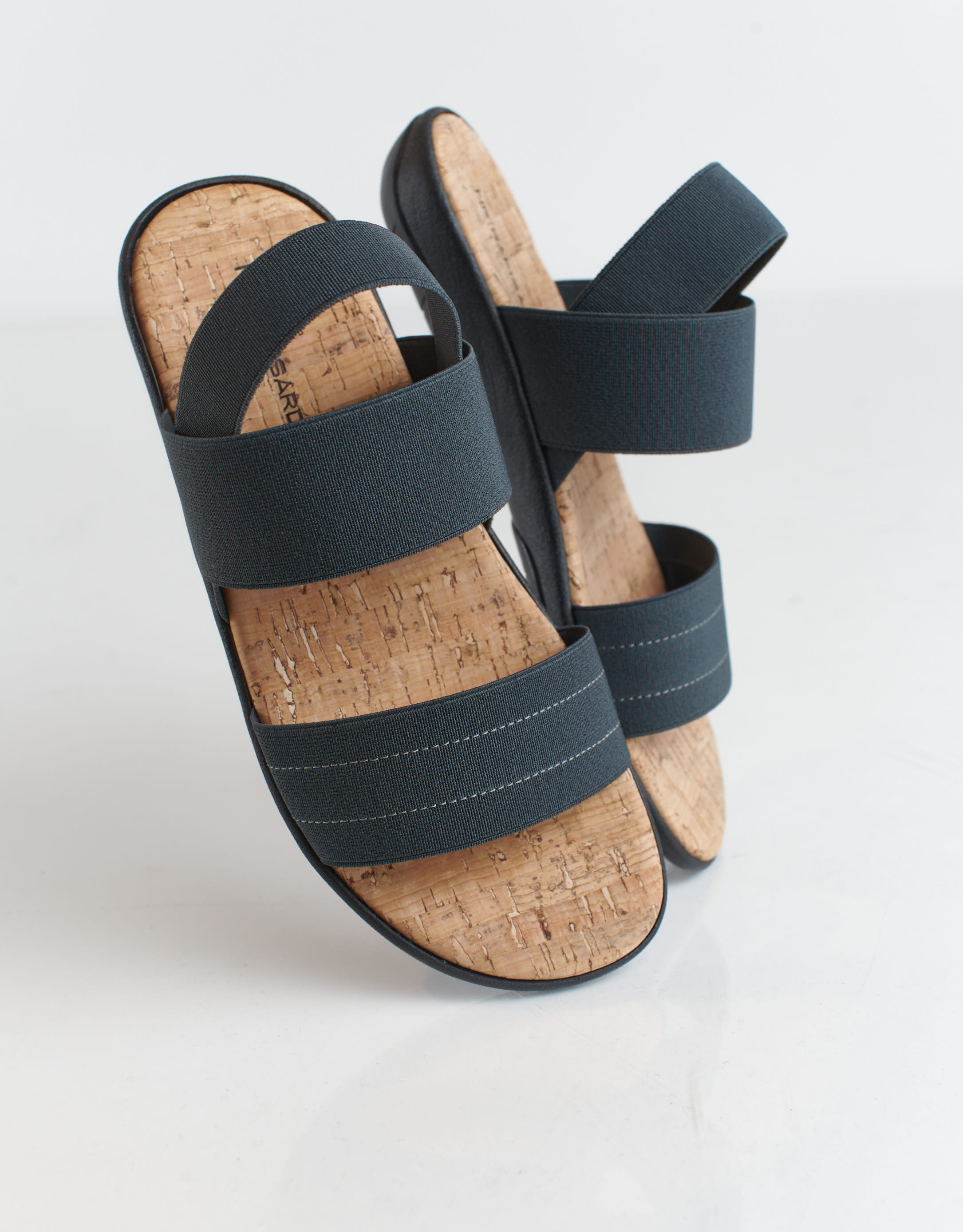 נעלי נשים - NR Rapisardi - סנדלי גומיות CRUS - אפור כהה2