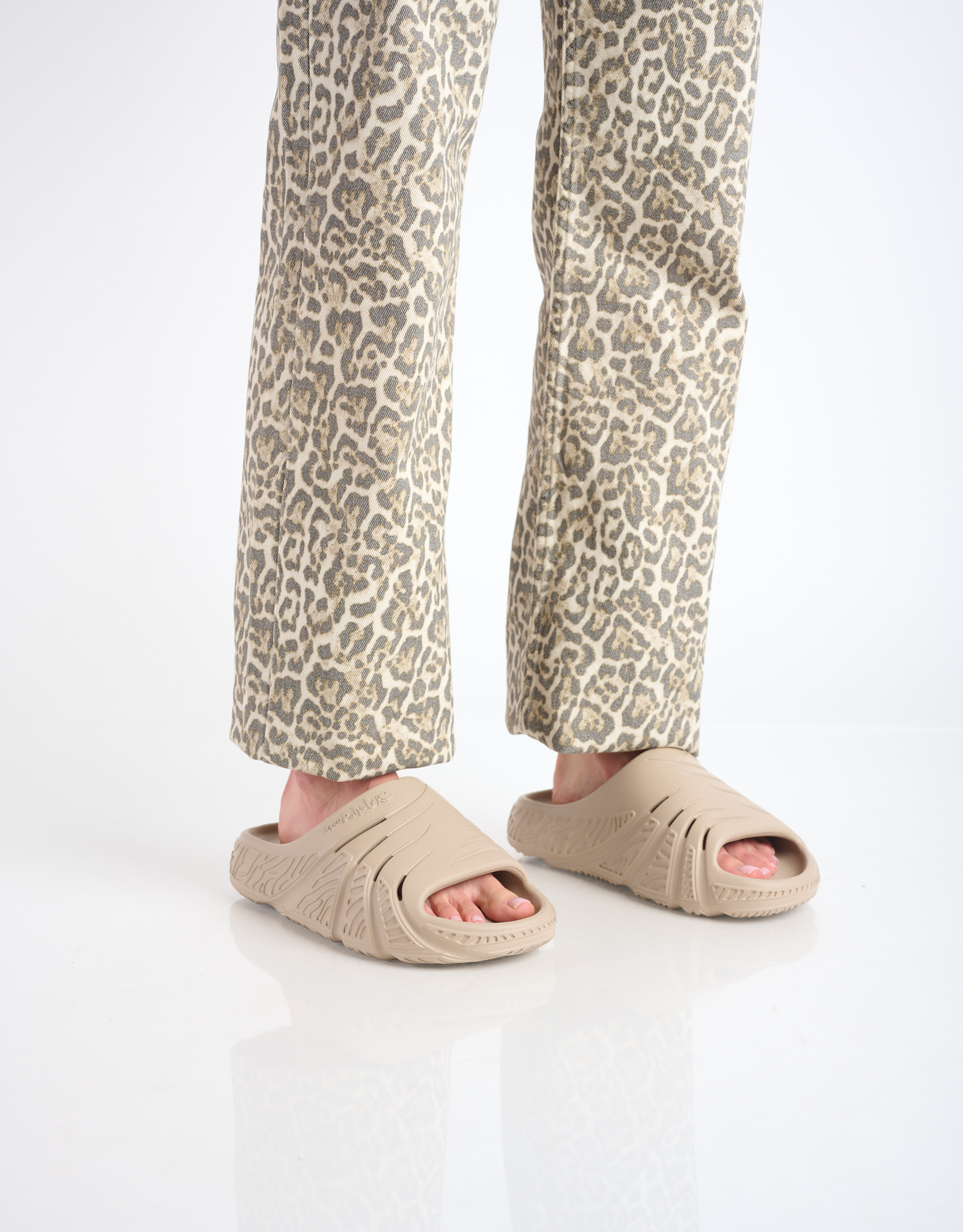 נעלי נשים - Acupuncture - כפכפים SIPLAS - חאקי4