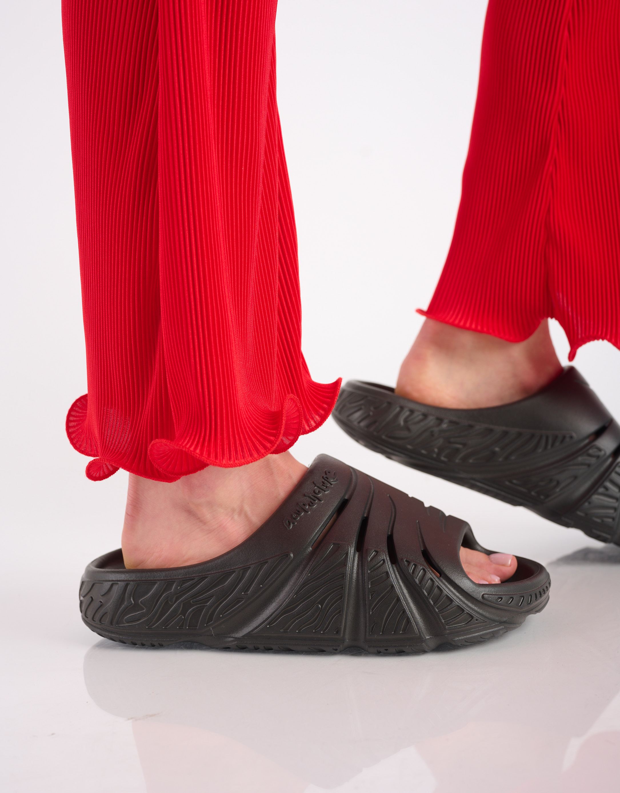 נעלי נשים - Acupuncture - כפכפים SIPLAS - שחור4