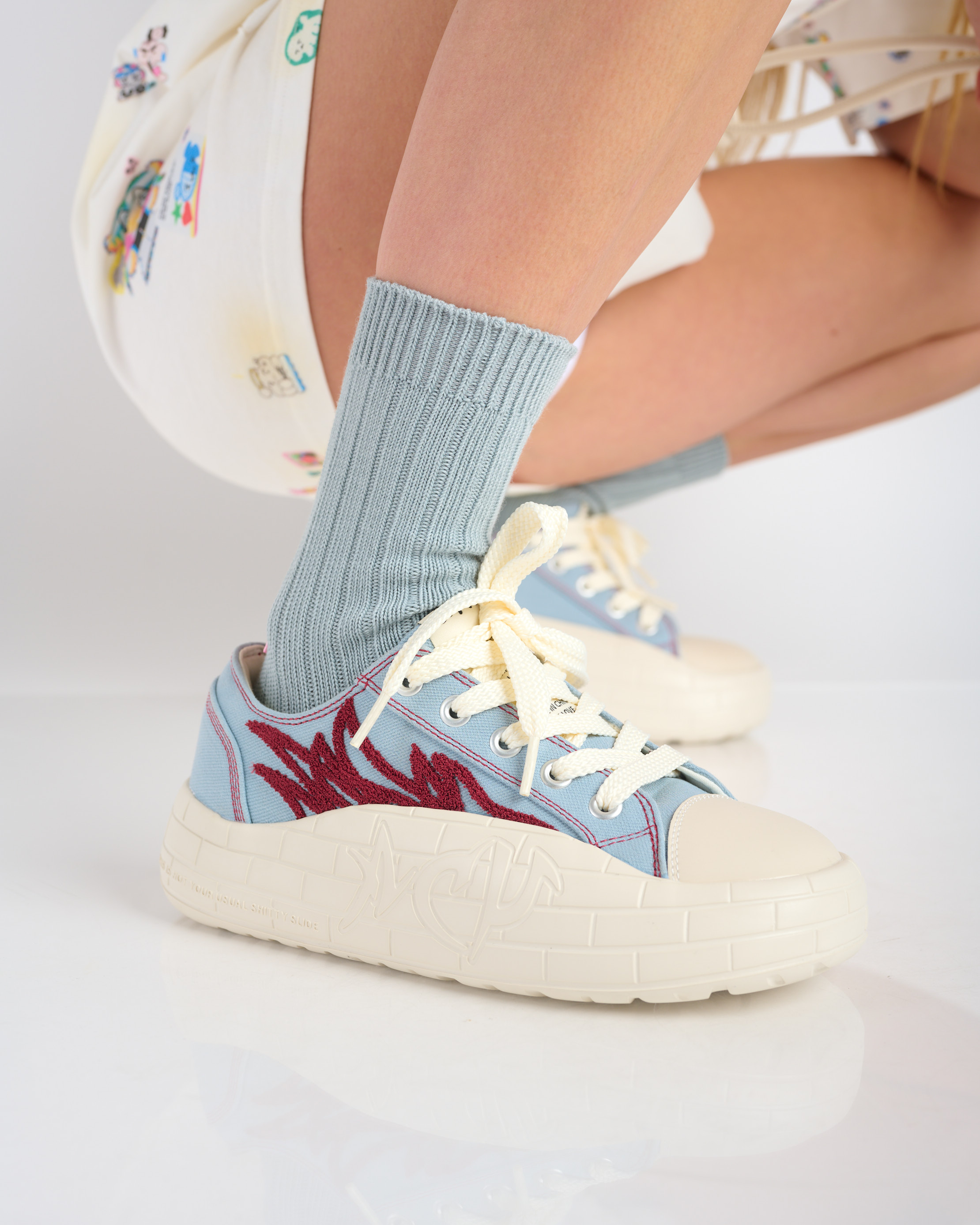 נעלי נשים - Acupuncture - סניקרס NYU VULC - תכלת2