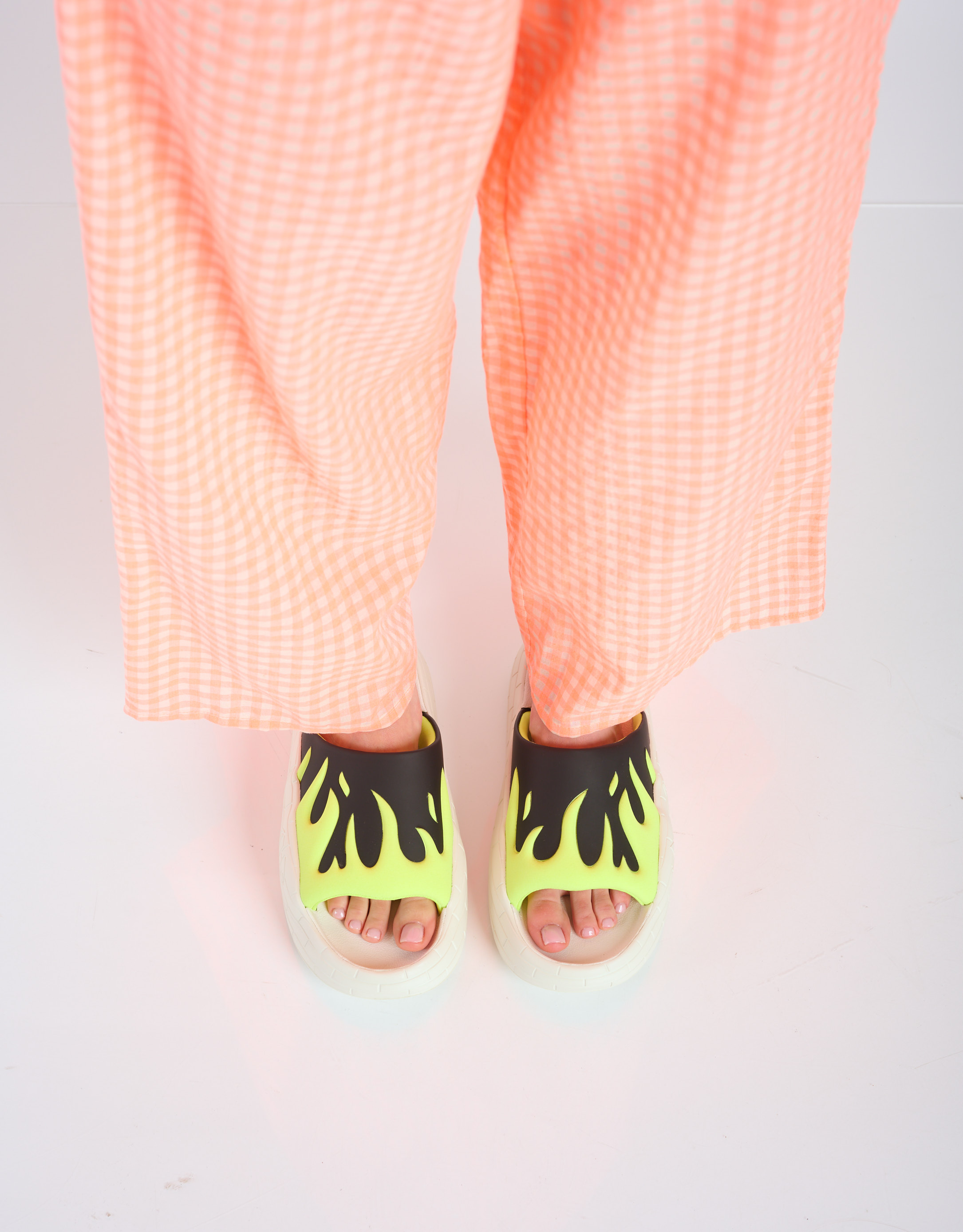 נעלי נשים - Acupuncture - כפכפים NYU  להבות - ירוק   שחור4