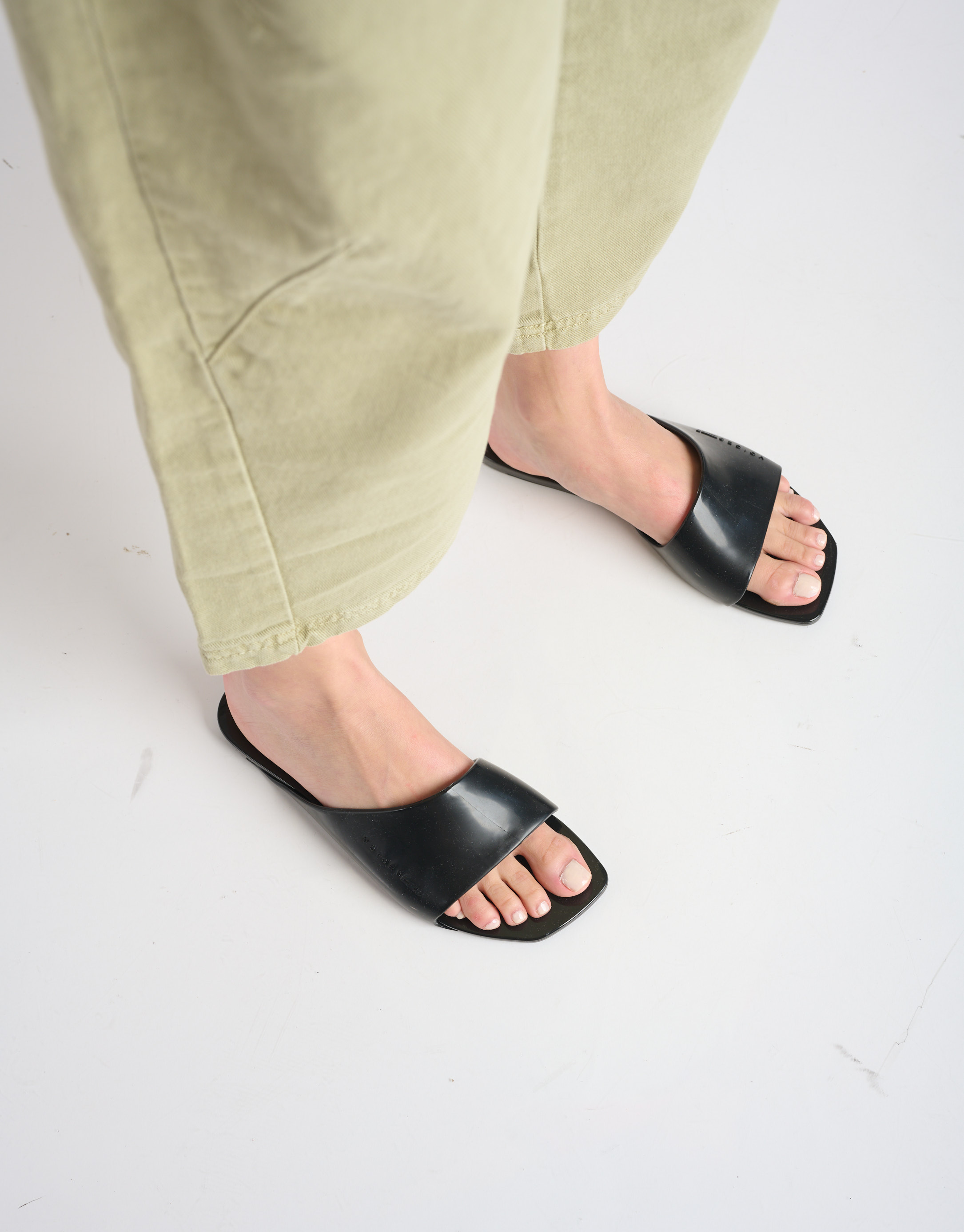 נעלי נשים - voices - כפכפים AVOLTO - שחור4