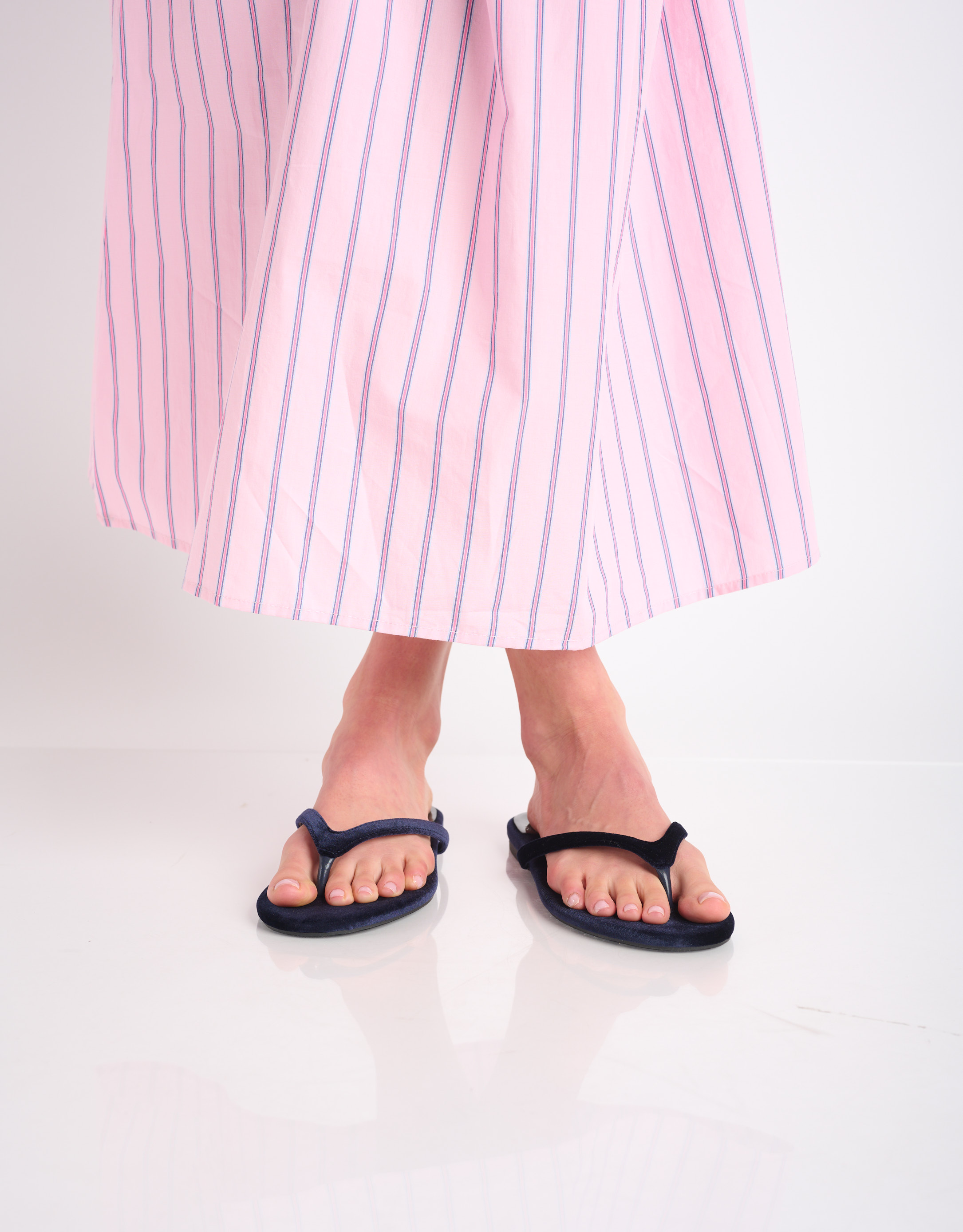 נעלי נשים - Jeffrey Campbell - כפכפי אצבע קטיפה KIERRA - כחול3