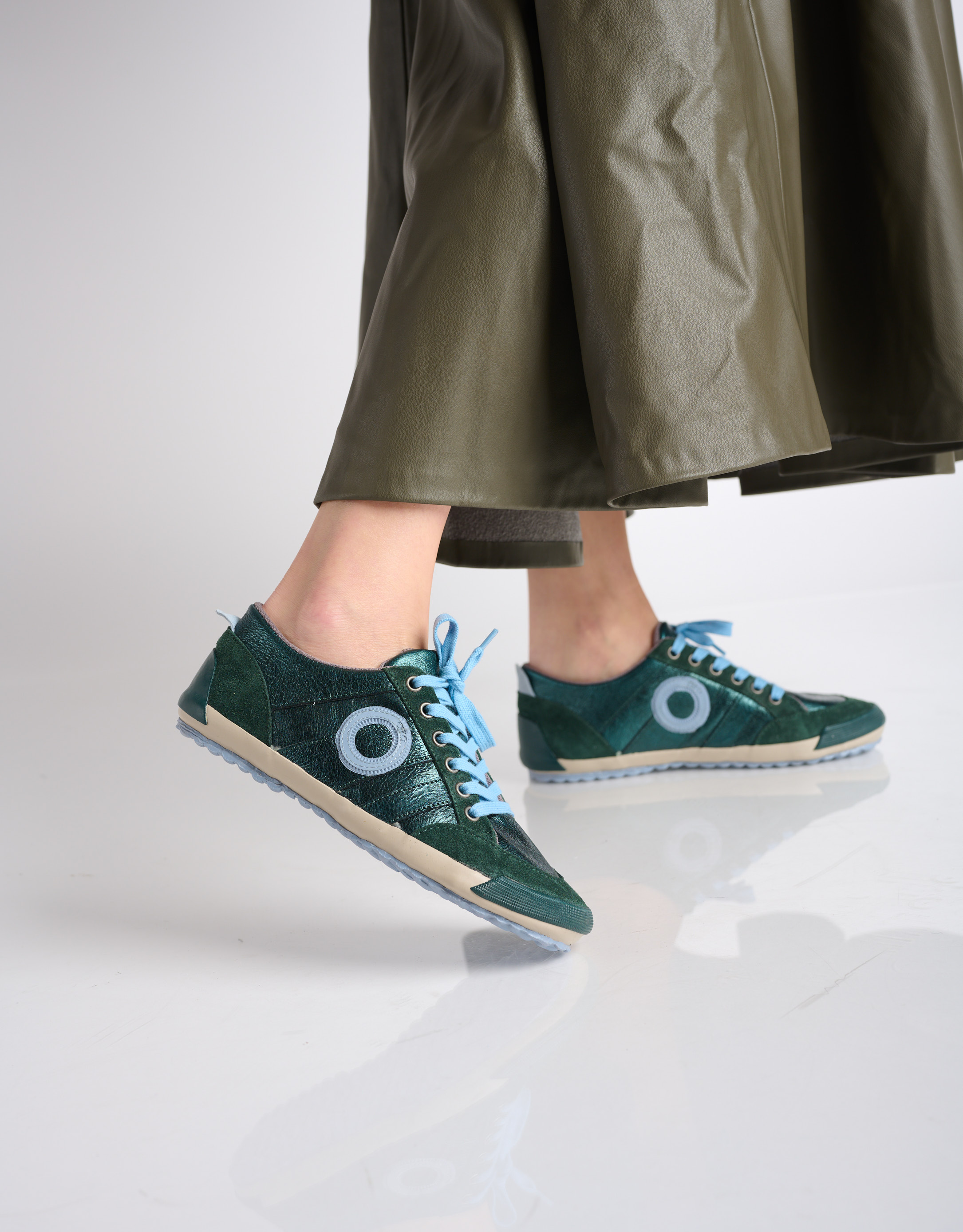 נעלי נשים - Aro - סניקרס מטאליות IDO B - ירוק2