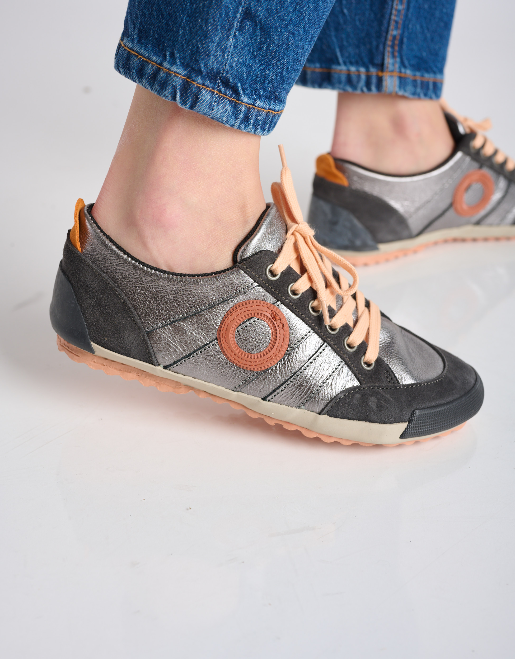 נעלי נשים - Aro - סניקרס מטאליות IDO B - כסף3