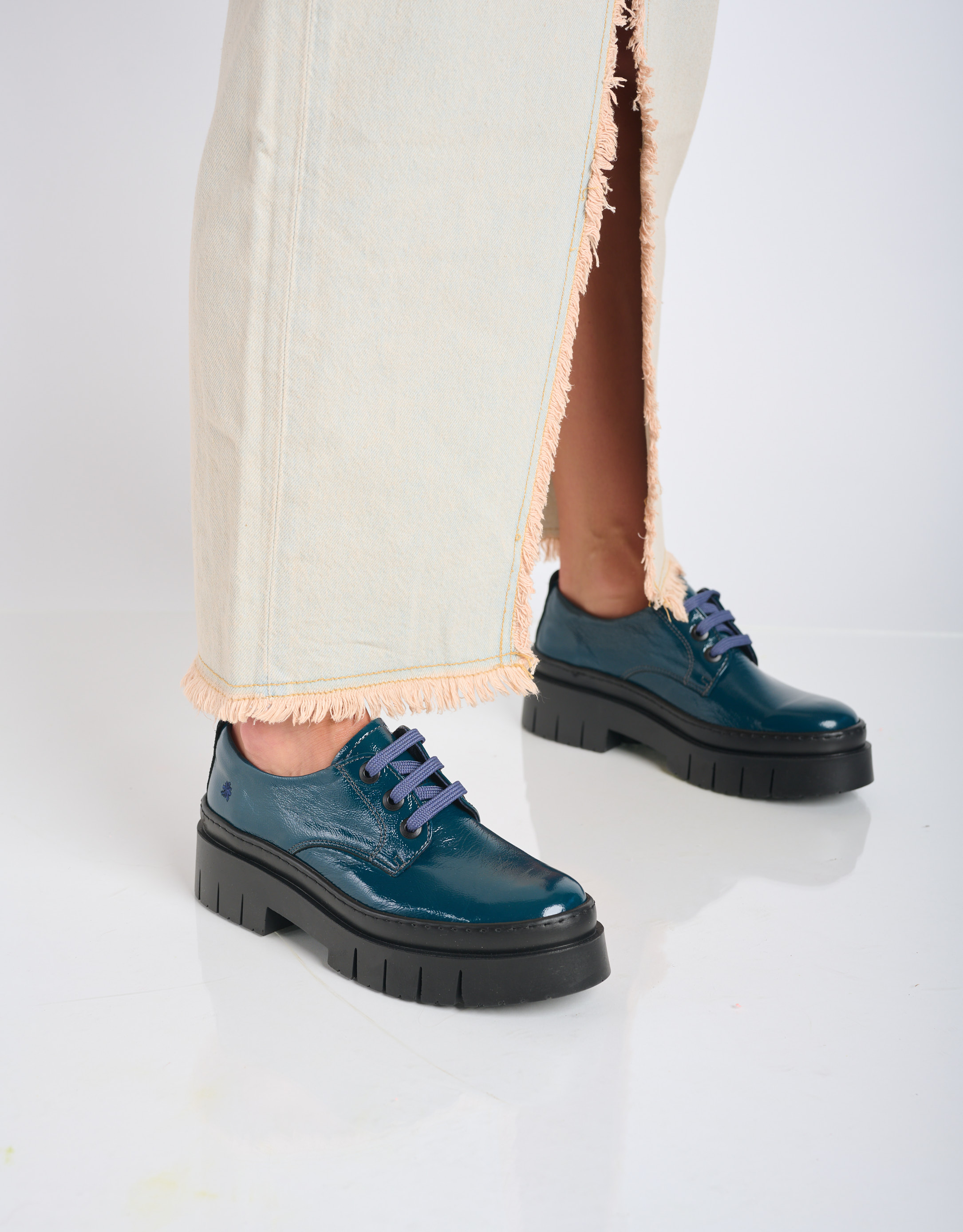 נעלי נשים - Art - נעלי לק פלטפורמה AMBERES - פטרול3