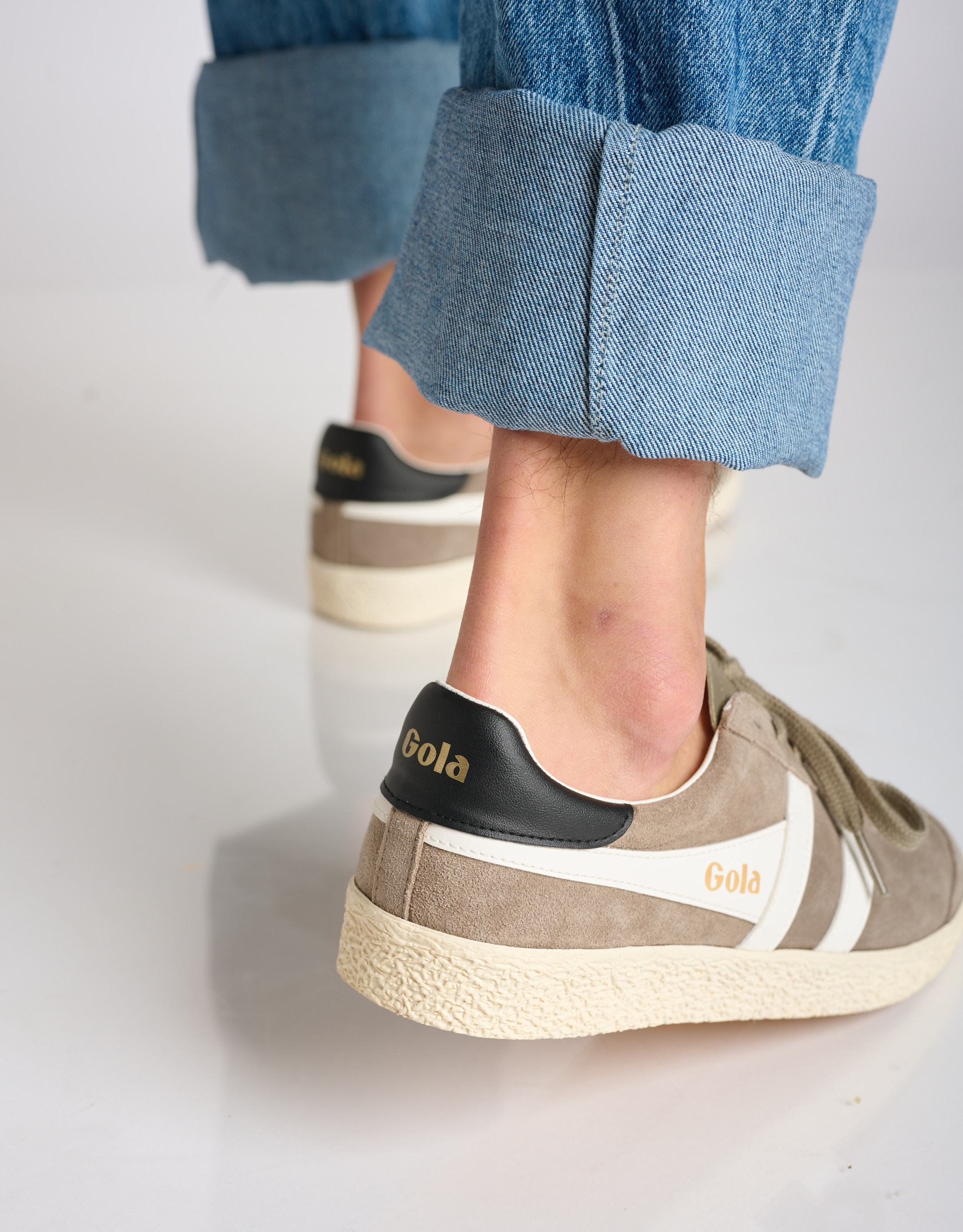 נעלי גברים - Gola - סניקרס עור MEDALLIST - אפור חום4