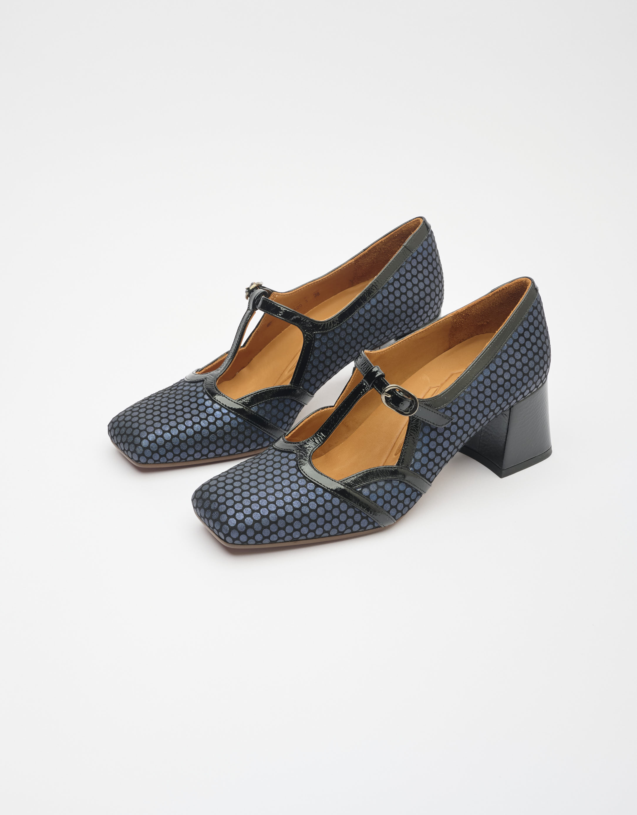 נעלי נשים - Chie Mihara - נעלי עקב VYDA - כחול   שחור2