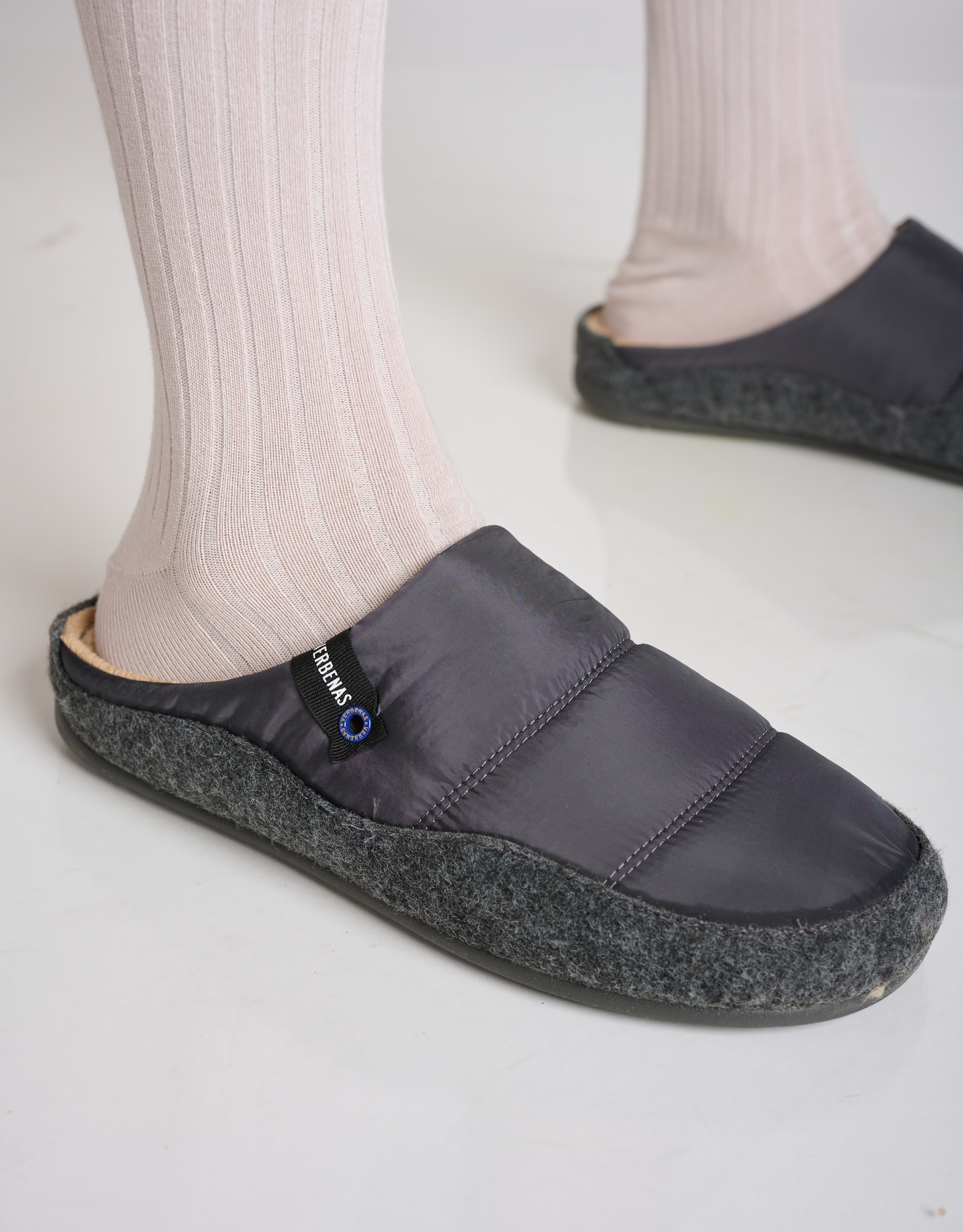 נעלי גברים - Verbenas - נעלי בית EARTH PICOS - אפור4