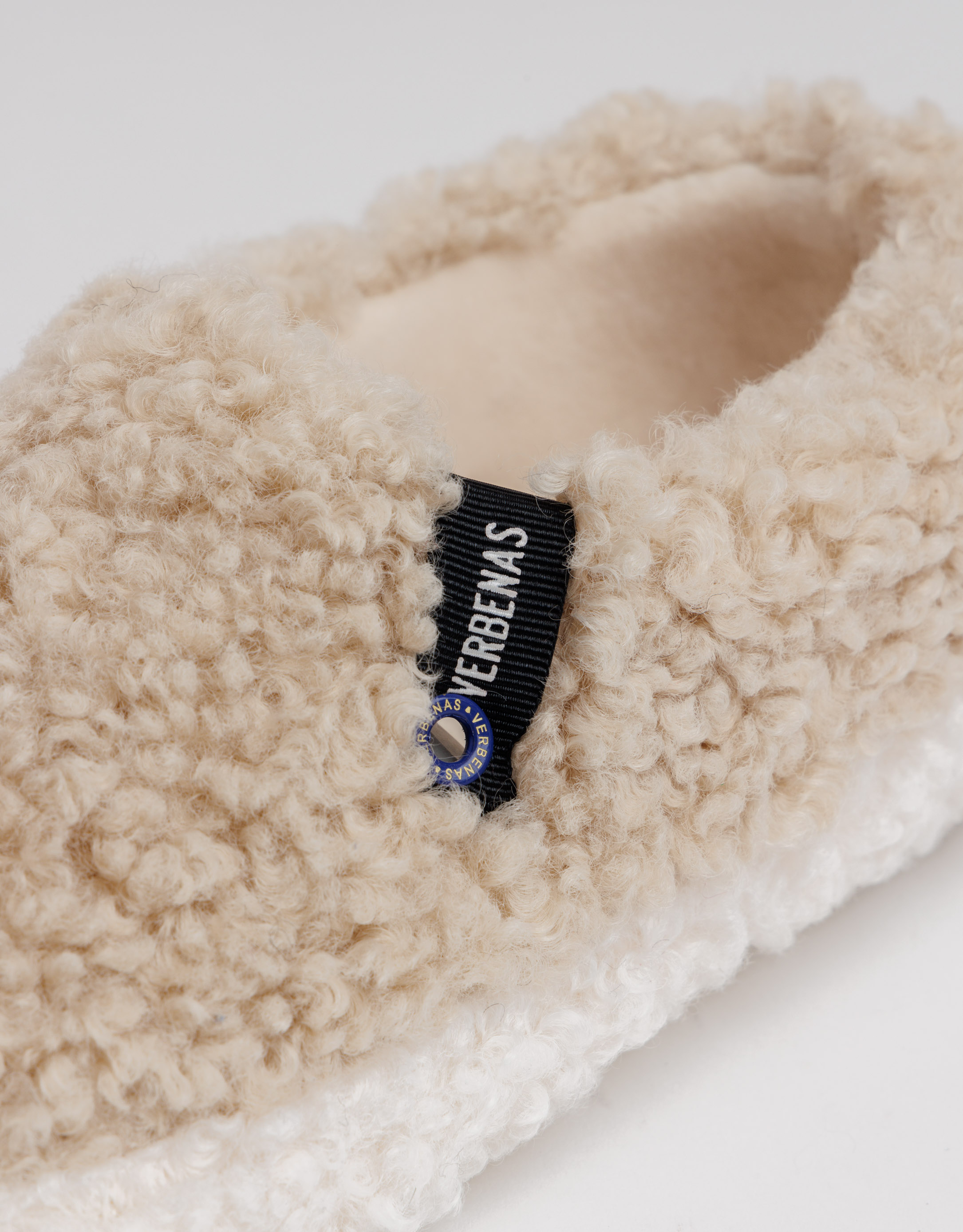 נעלי נשים - Verbenas - נעלי בית YECLA CURLY - אופוויט3