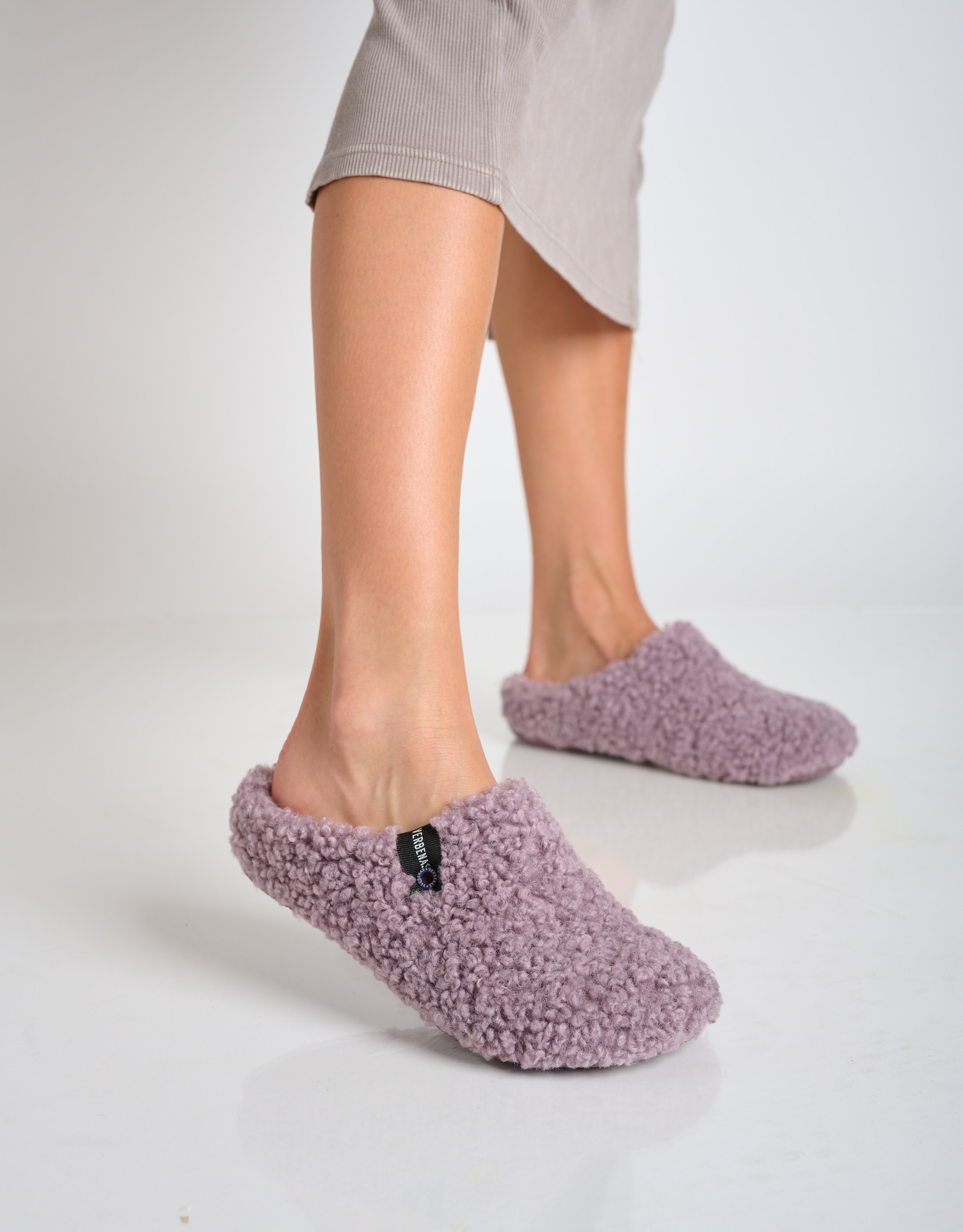 נעלי נשים - Verbenas - נעלי בית YORK CURLY - לילך2